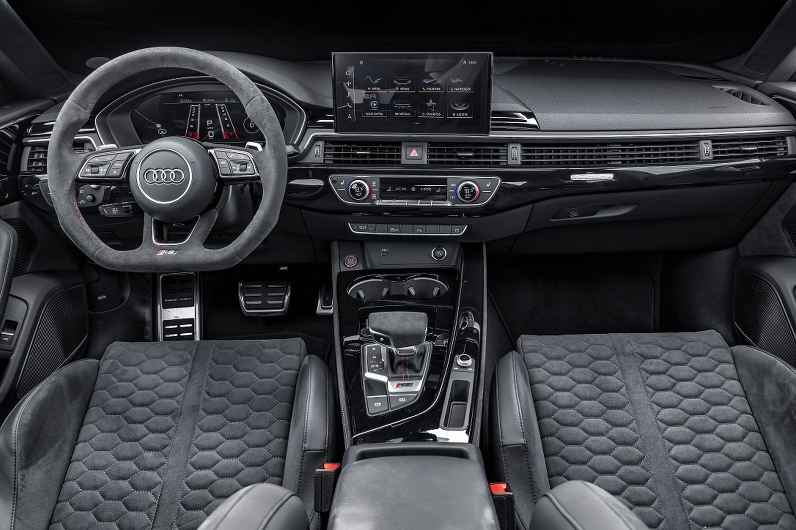 NOVOS AUDI RS 5 COMPETITION PLUS E RS 5 COMPETITION PLUS TRACK ENTRAM EM PRÉ-VENDA NO BRASIL, foto 6