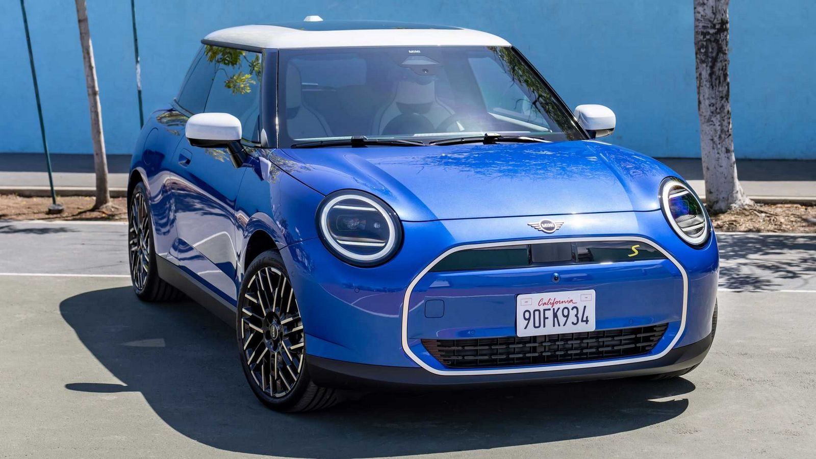 NOVA GERAÇÃO DO MINI COOPER APARECE DE FORMA OFICIAL, foto 1