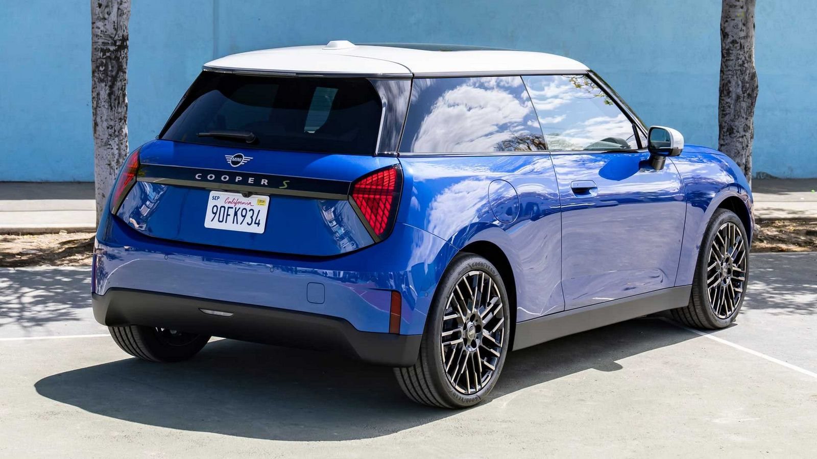 NOVA GERAÇÃO DO MINI COOPER APARECE DE FORMA OFICIAL, foto 3