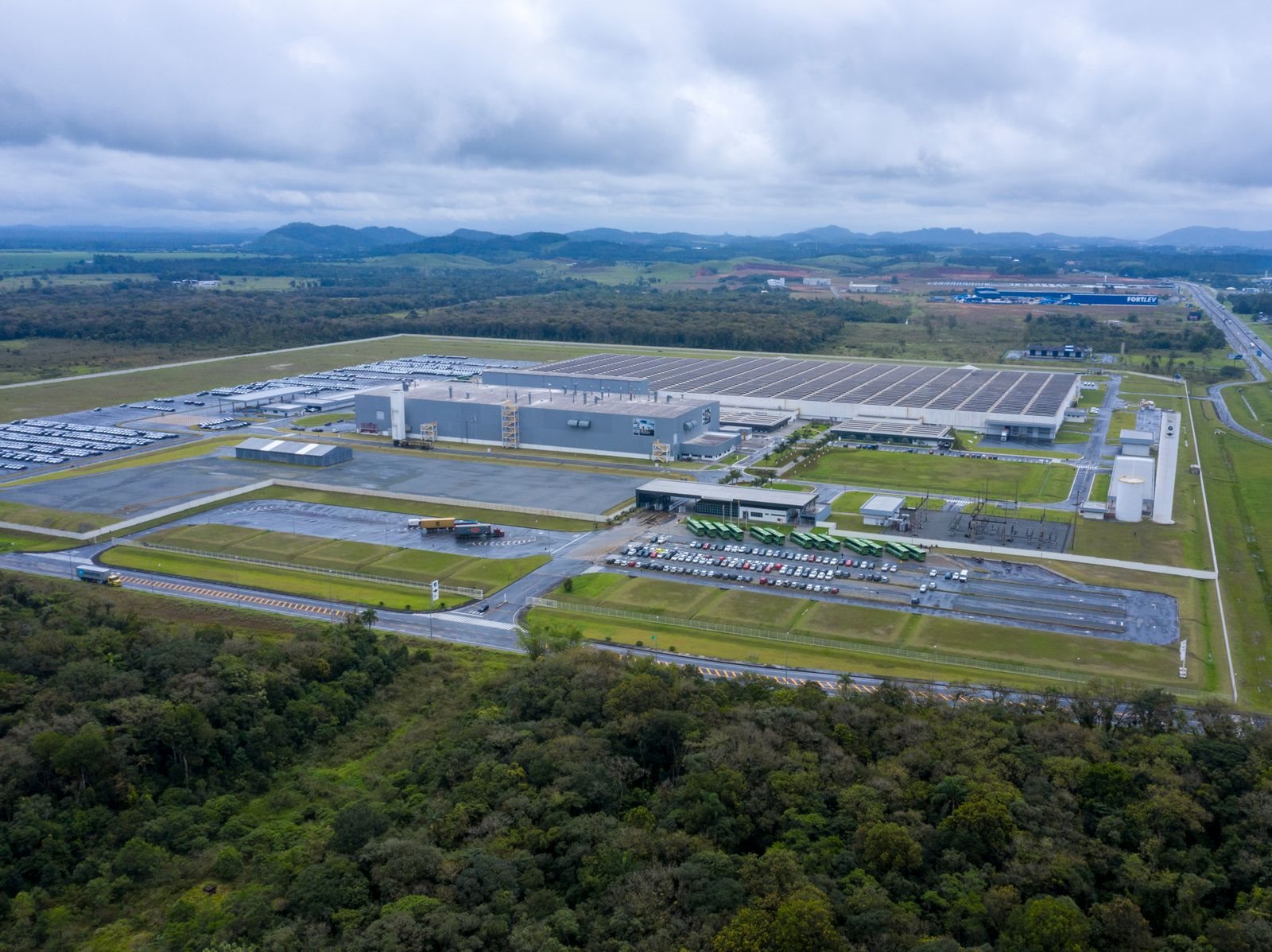 NOVO BMW X1 COMEÇA A SER PRODUZIDO NA FÁBRICA DO BMW GROUP EM ARAQUARI/SC, foto 4