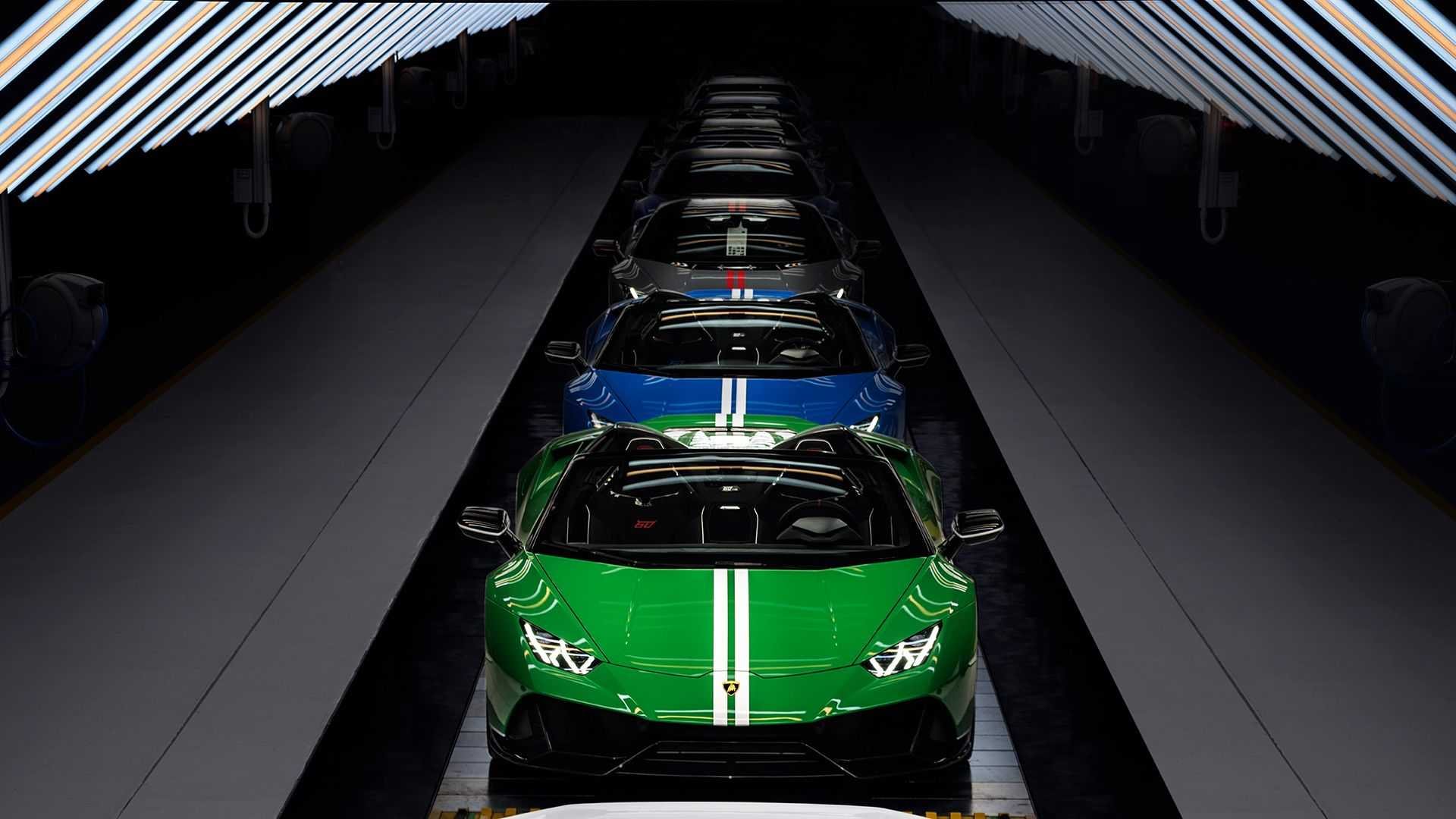 LAMBORGHINI CELEBRA SEU 60º ANIVERSÁRIO COM TRÊS HURACÁN ESPECIAIS, foto 3