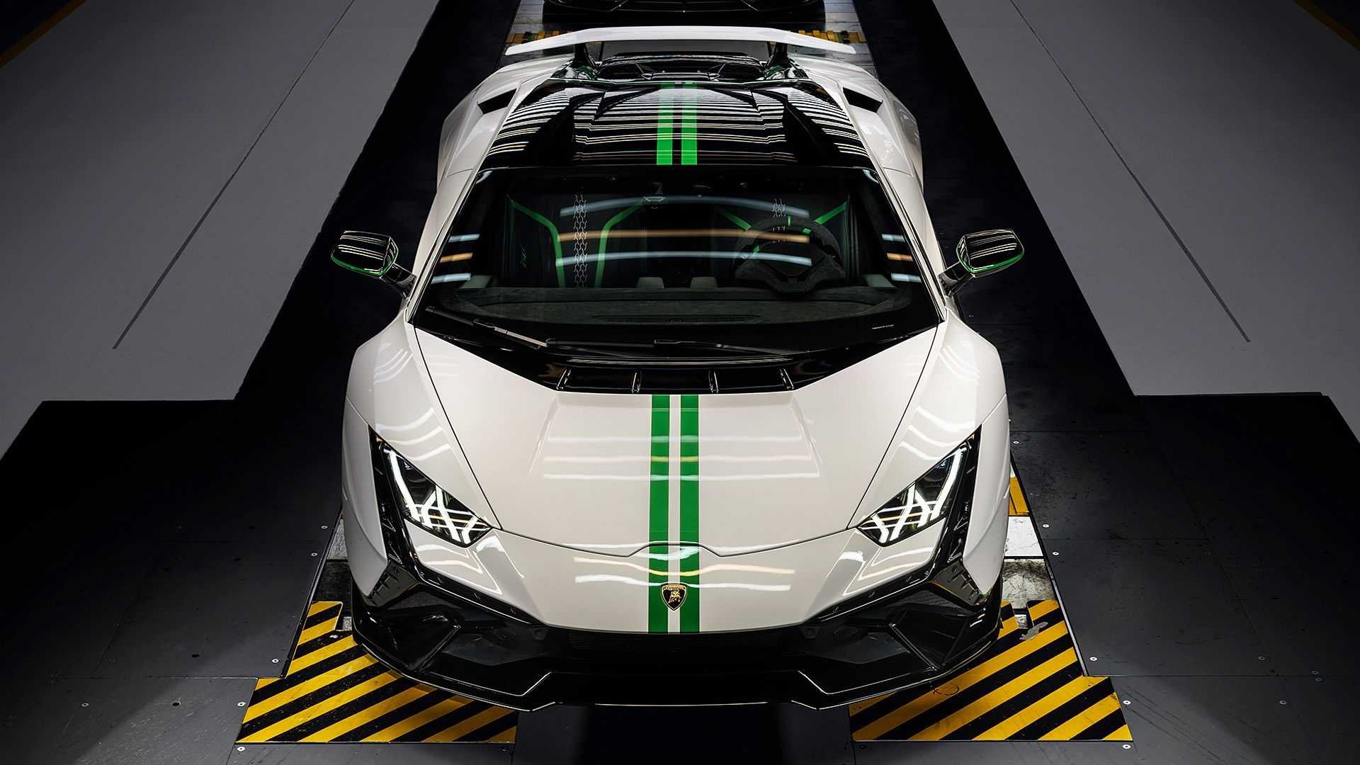 LAMBORGHINI CELEBRA SEU 60º ANIVERSÁRIO COM TRÊS HURACÁN ESPECIAIS, foto 6