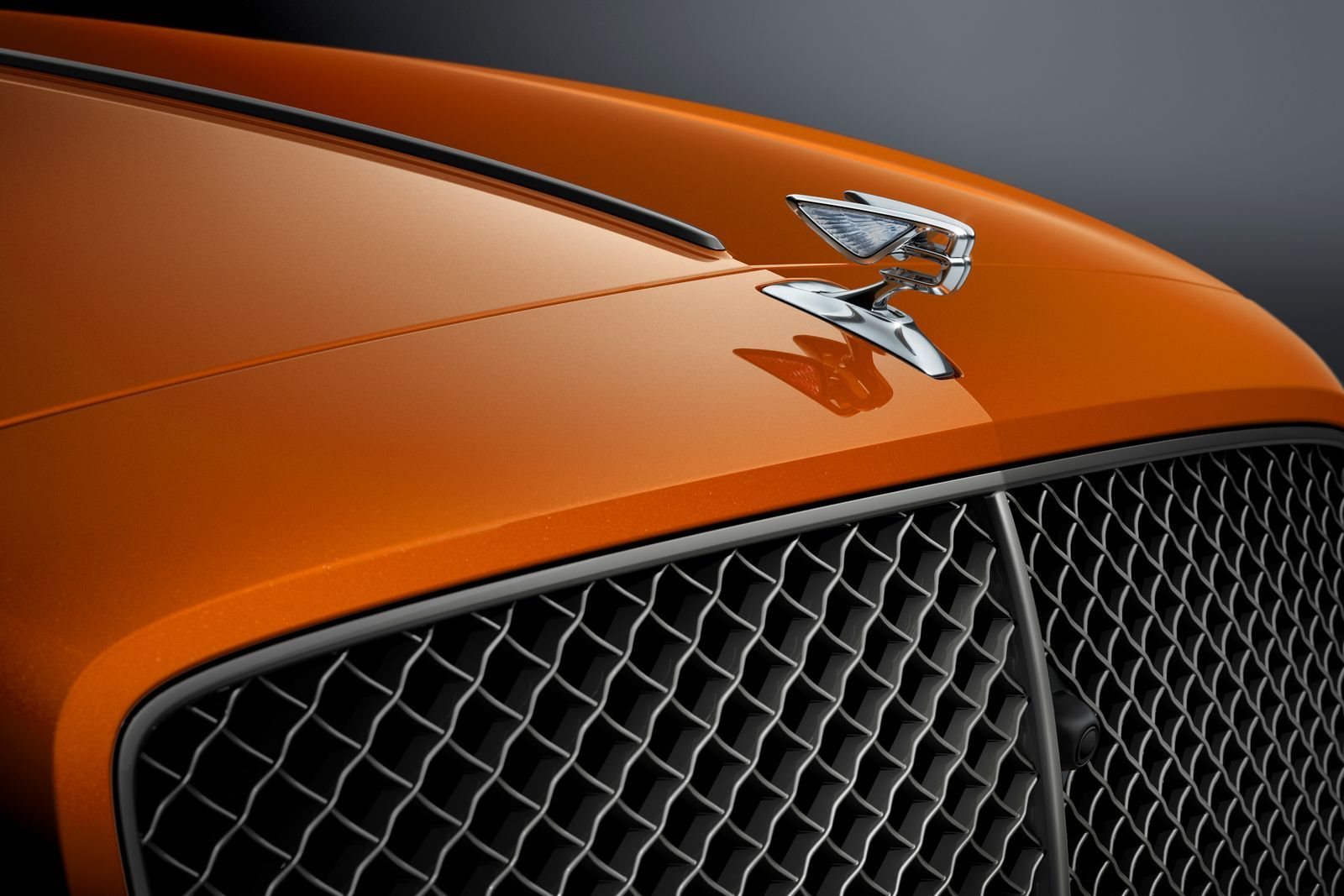 BENTLEY ATUALIZA AS LINHAS CONTINENTAL GT, GTC E FLYING SPUR 2024, foto 10