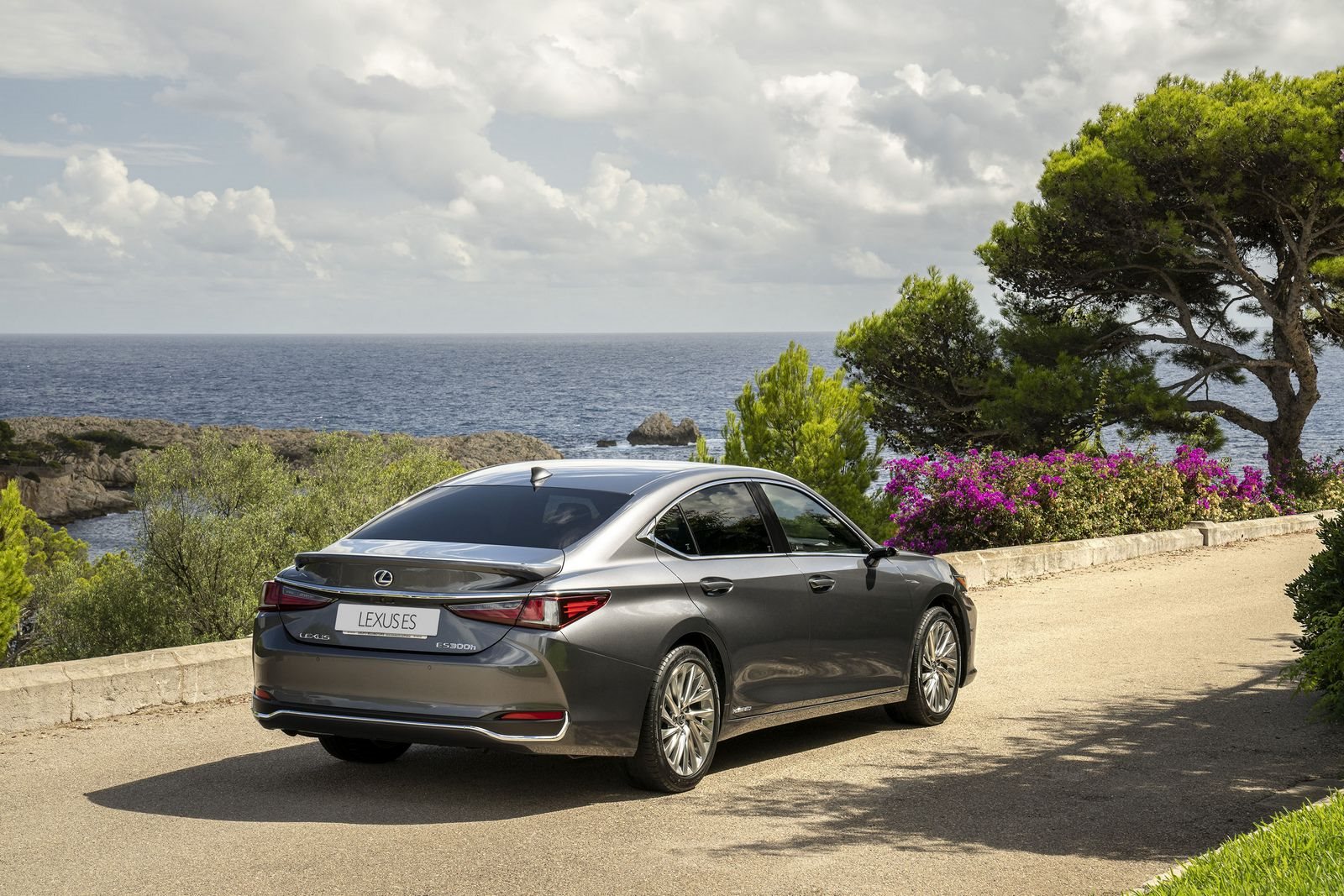 LEXUS ES SUPERA OS 3 MILHÕES DE VEÍCULOS VENDIDOS EM TODO O MUNDO, foto 4