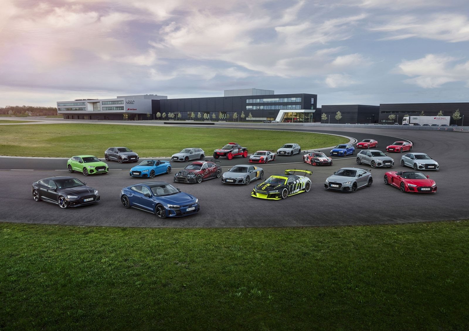 INÍCIO ESPECIAL EM NÜRBURGRING PARA A CELEBRAÇÃO DO 40º ANIVERSÁRIO DA AUDI SPORT GMBH, foto 47