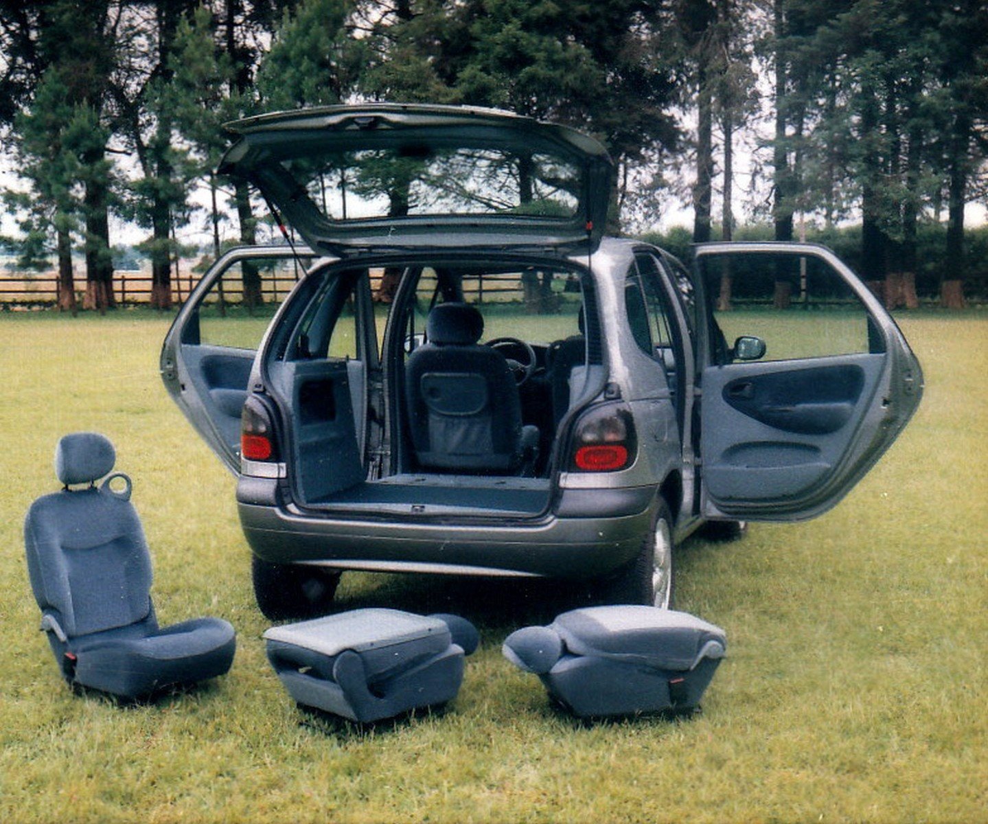 RENAULT SCENIC: 25 ANOS DO INÍCIO DA PRODUÇÃO NO BRASIL, foto 33