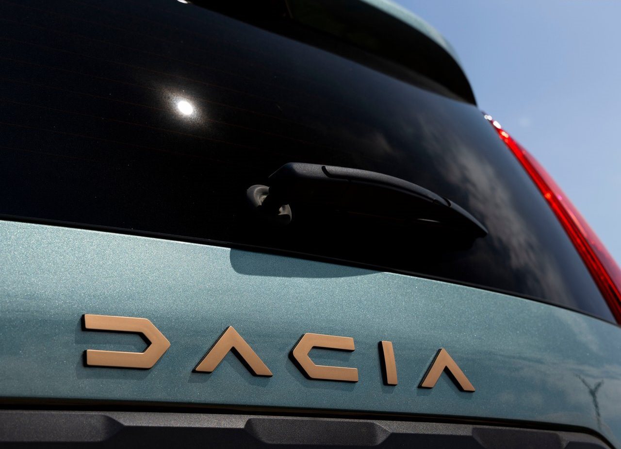 DACIA EXTREME: MUSCULATURA AVENTUREIRA PARA A LINHA, foto 143