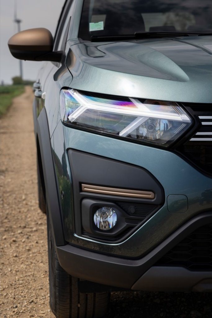 DACIA EXTREME: MUSCULATURA AVENTUREIRA PARA A LINHA, foto 144