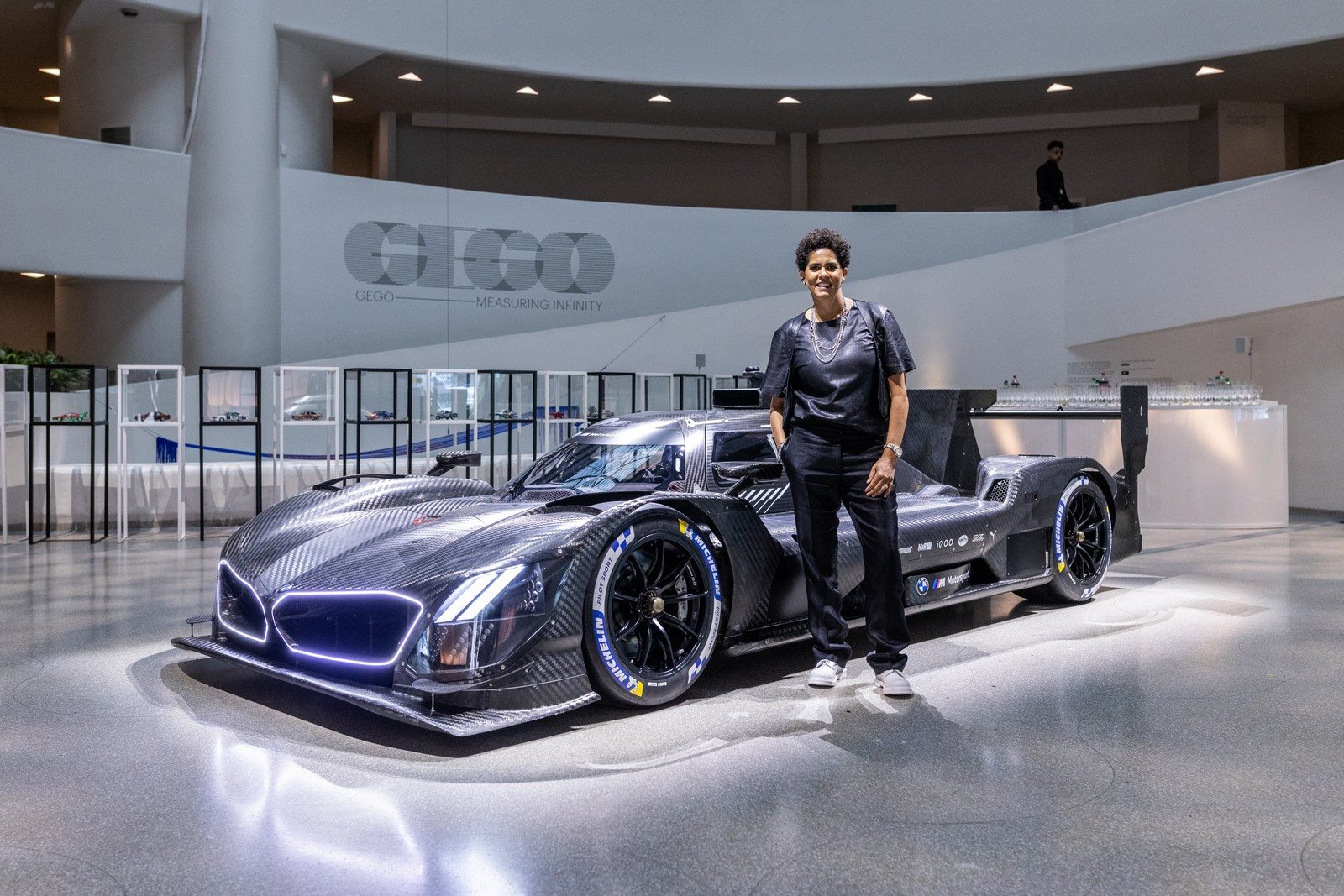 A ARTISTA JULIE MEHRETU CRIARÁ O VIGÉSIMO BMW ART CAR, foto 2