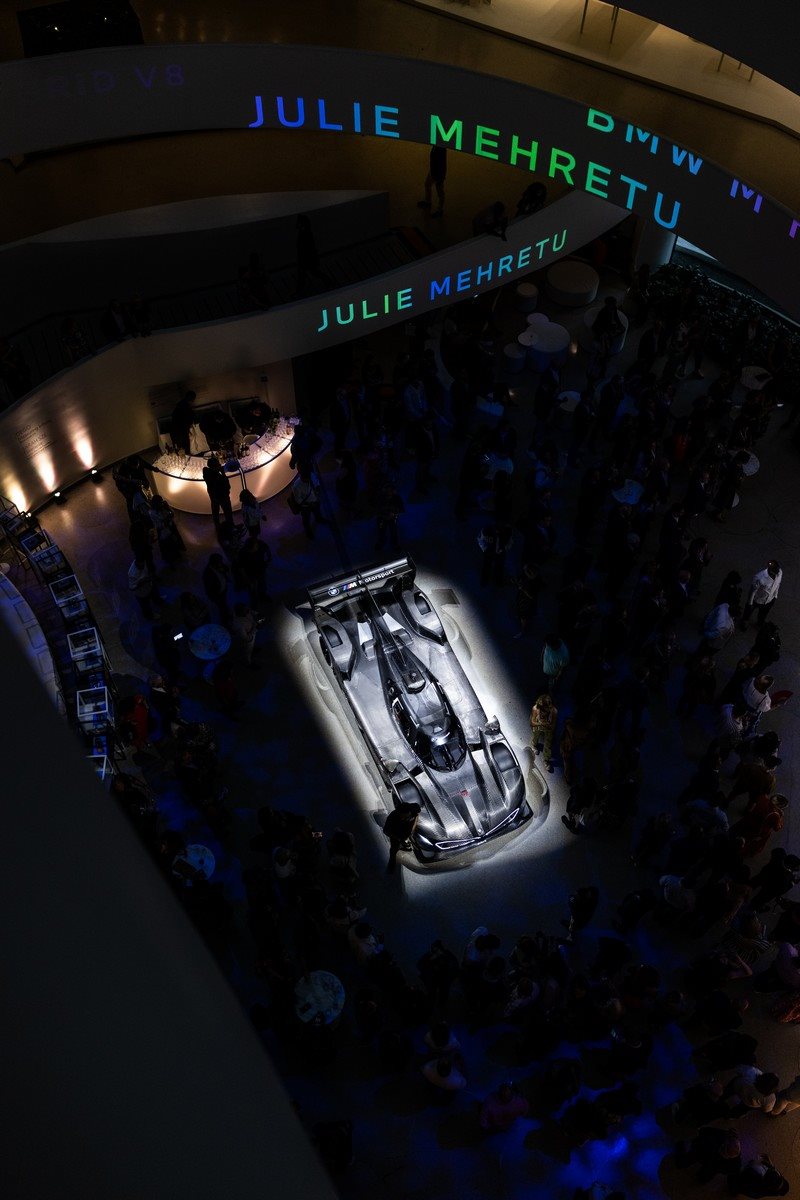 A ARTISTA JULIE MEHRETU CRIARÁ O VIGÉSIMO BMW ART CAR, foto 15