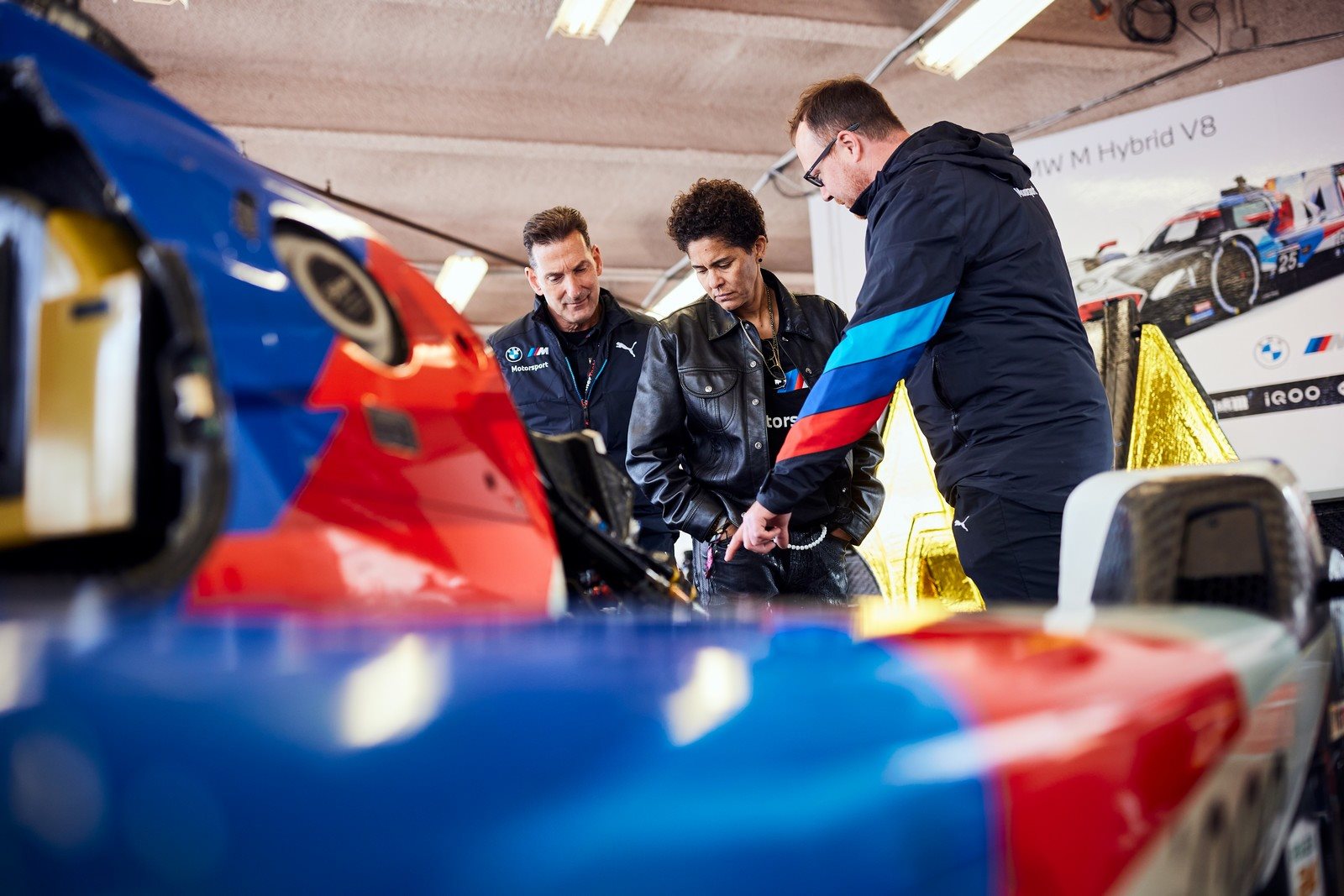 A ARTISTA JULIE MEHRETU CRIARÁ O VIGÉSIMO BMW ART CAR, foto 19