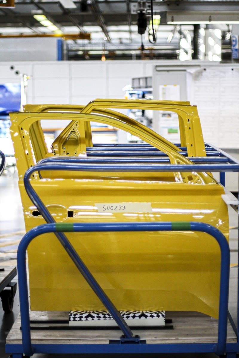 CONHEÇA OS BASTIDORES DA PRODUÇÃO DE PROTÓTIPOS DO FUTURO RENAULT 5 ELÉTRICO, foto 8