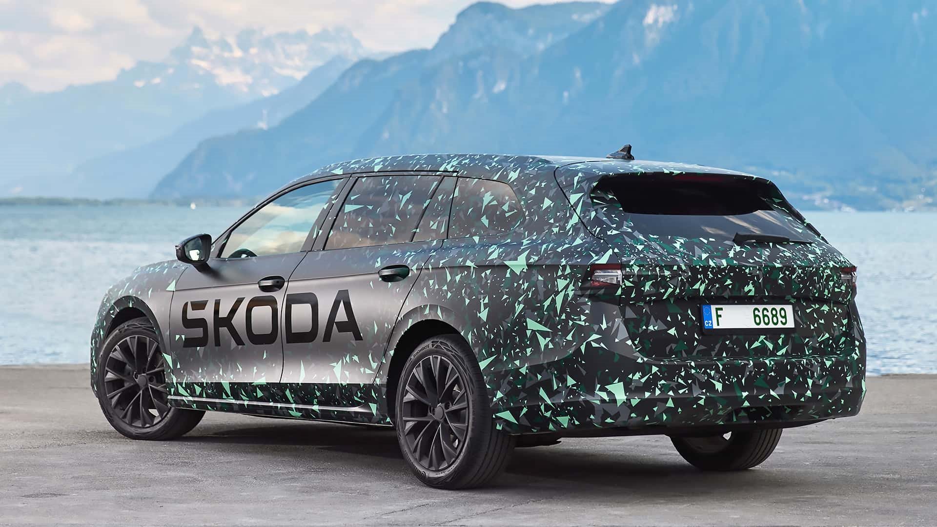 SKODA SUPERB 2024 SERÁ MAIOR E TERÁ ATÉ 260 CV, foto 19