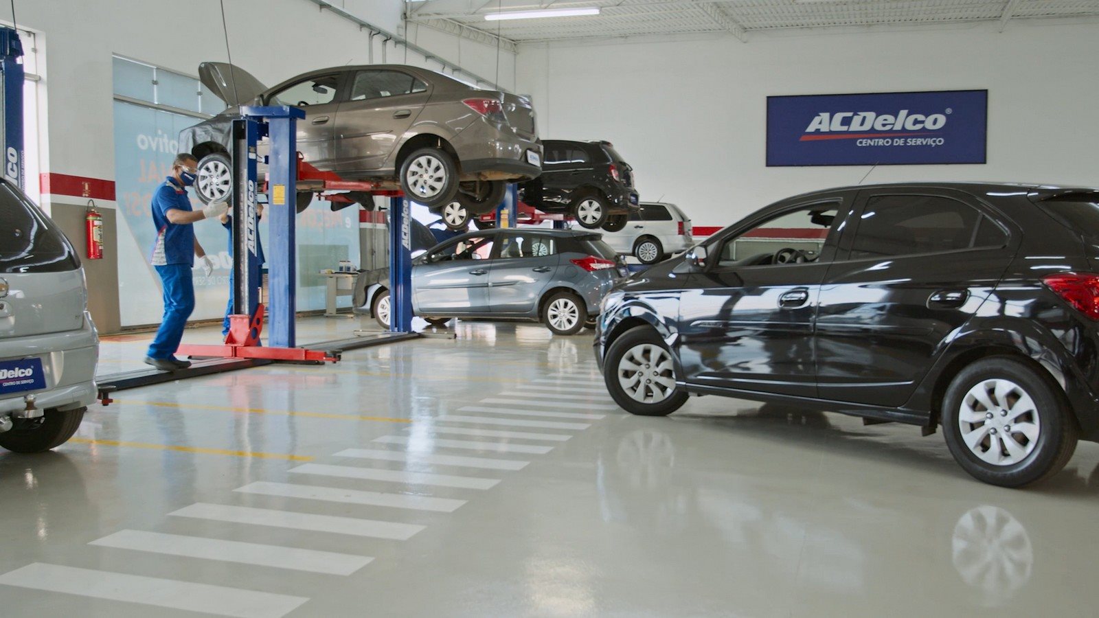 GM LANÇA CENTRO AUTOMOTIVO AC DELCO COM FOCO EM USADO MULTIMARCA, foto 1
