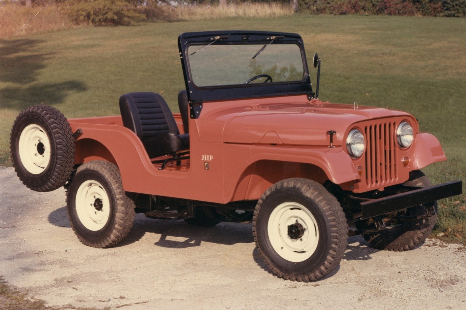 JEEP CJ: O JEEP CIVIL MAIS CONHECIDO E LONGEVO, foto 2