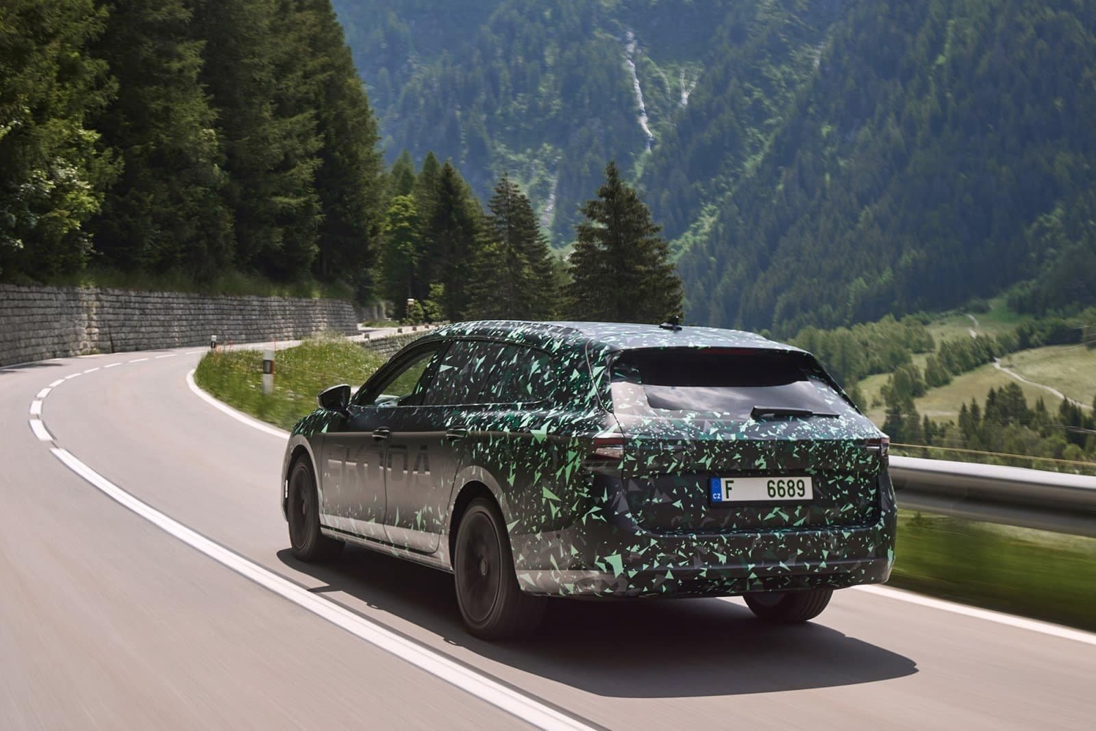 SKODA SUPERB 2024: NOVOS DETALHES E IMAGENS, foto 8