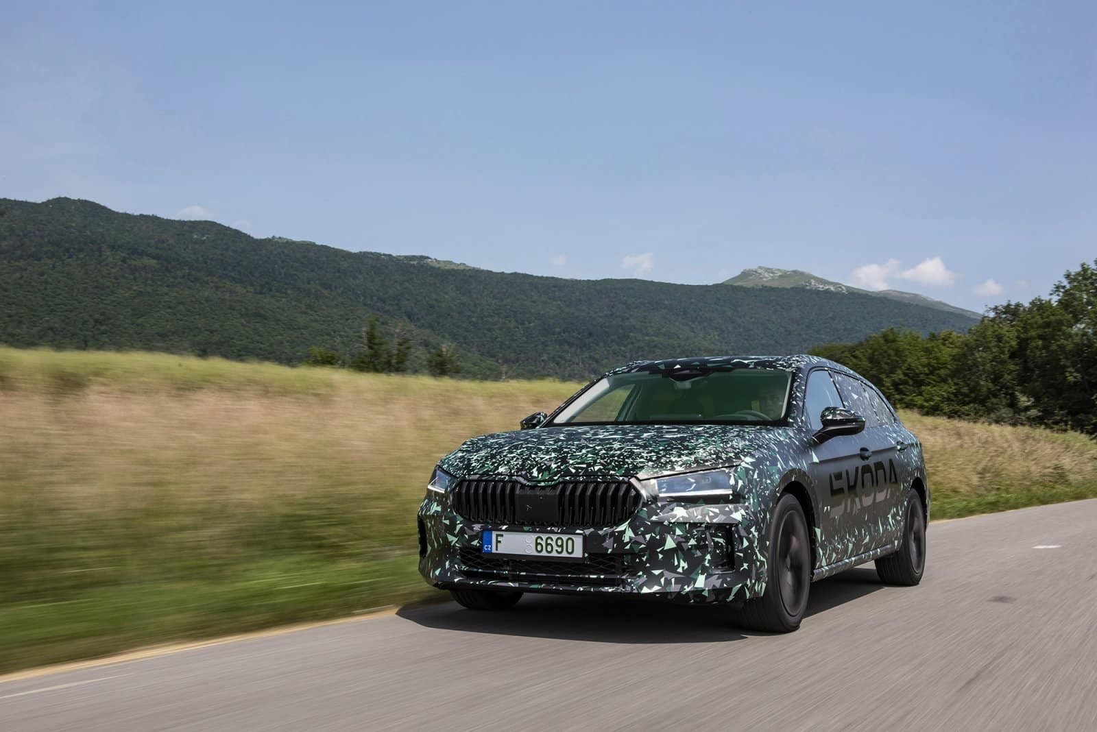 SKODA SUPERB 2024: NOVOS DETALHES E IMAGENS, foto 13