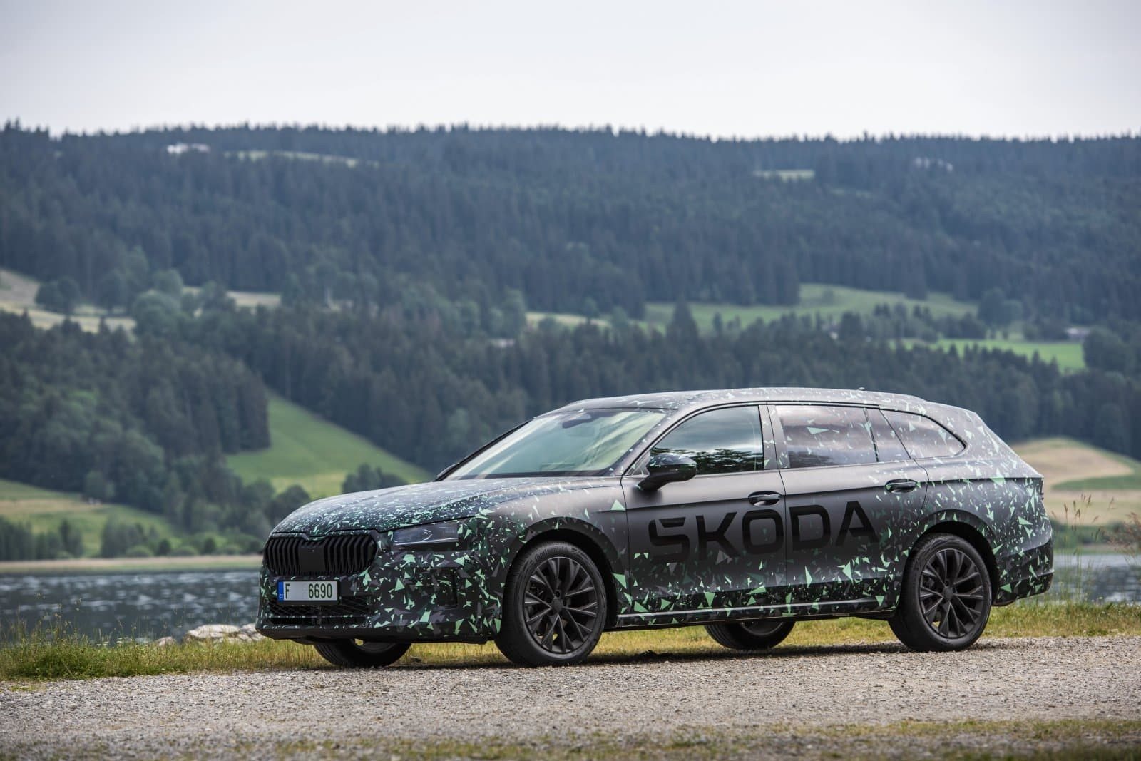 SKODA SUPERB 2024: NOVOS DETALHES E IMAGENS, foto 15