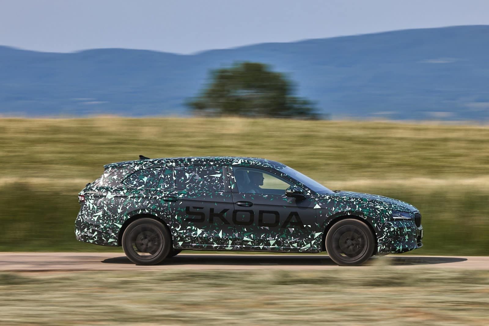 SKODA SUPERB 2024: NOVOS DETALHES E IMAGENS, foto 23