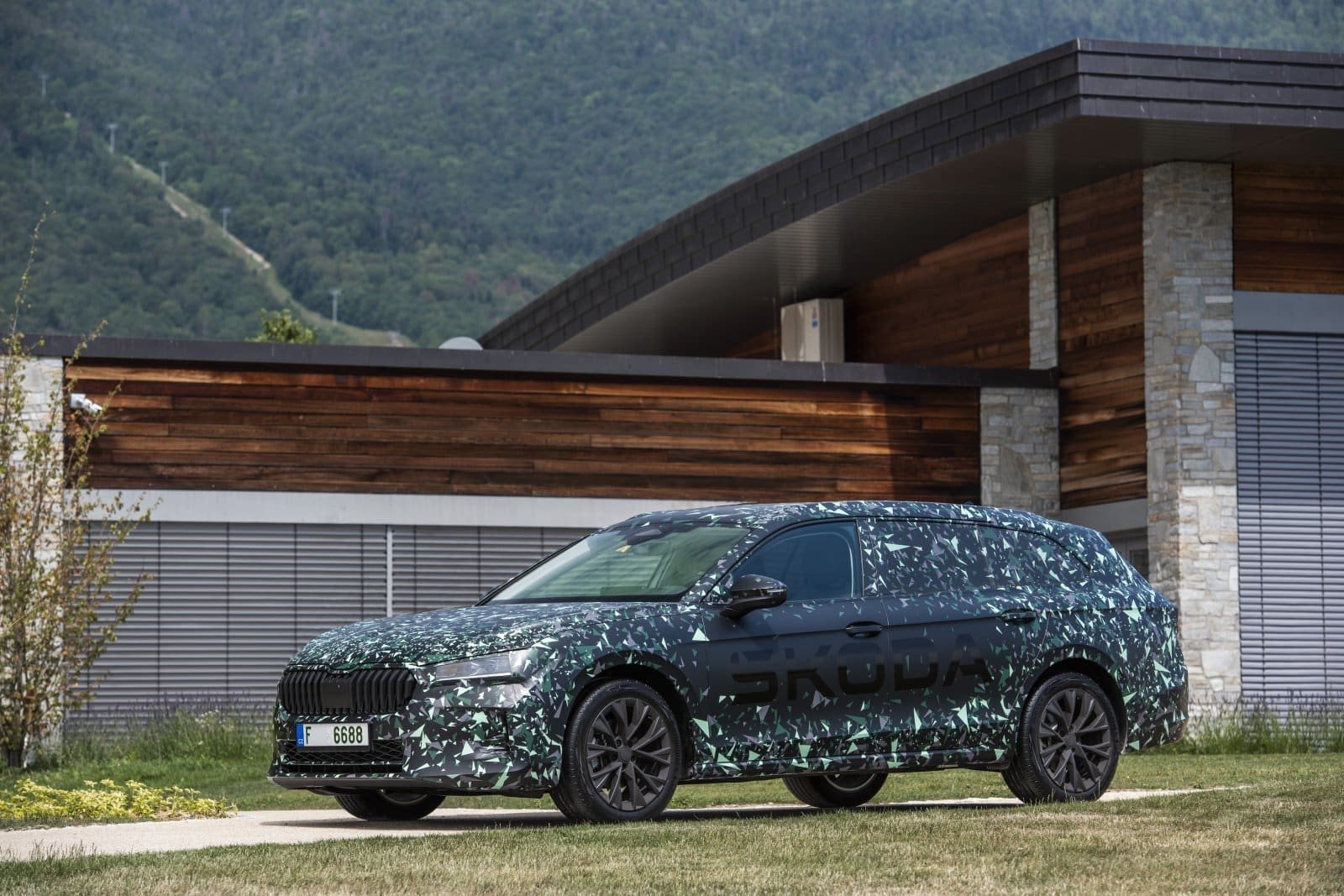SKODA SUPERB 2024: NOVOS DETALHES E IMAGENS, foto 25