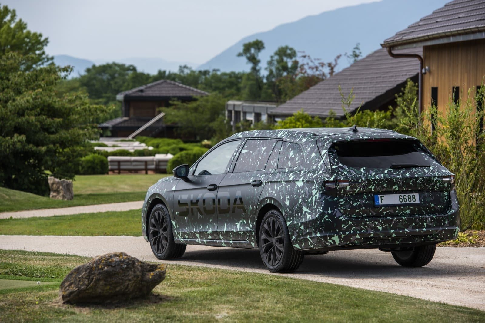 SKODA SUPERB 2024: NOVOS DETALHES E IMAGENS, foto 27