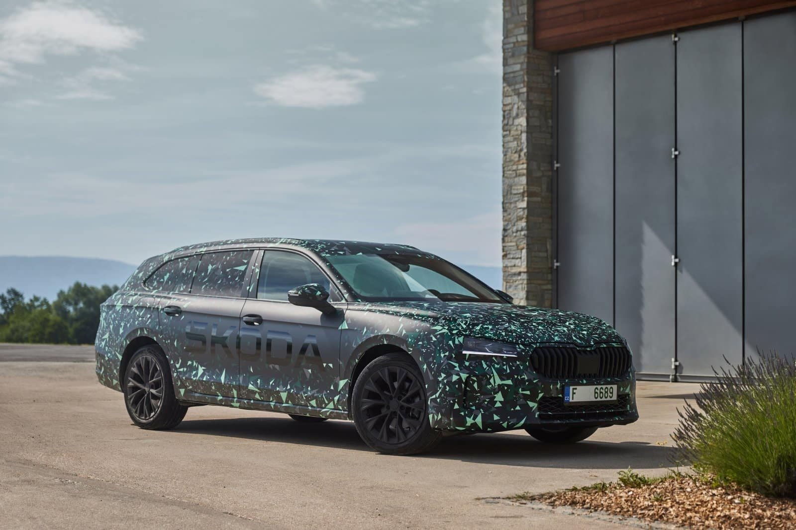 SKODA SUPERB 2024: NOVOS DETALHES E IMAGENS, foto 28