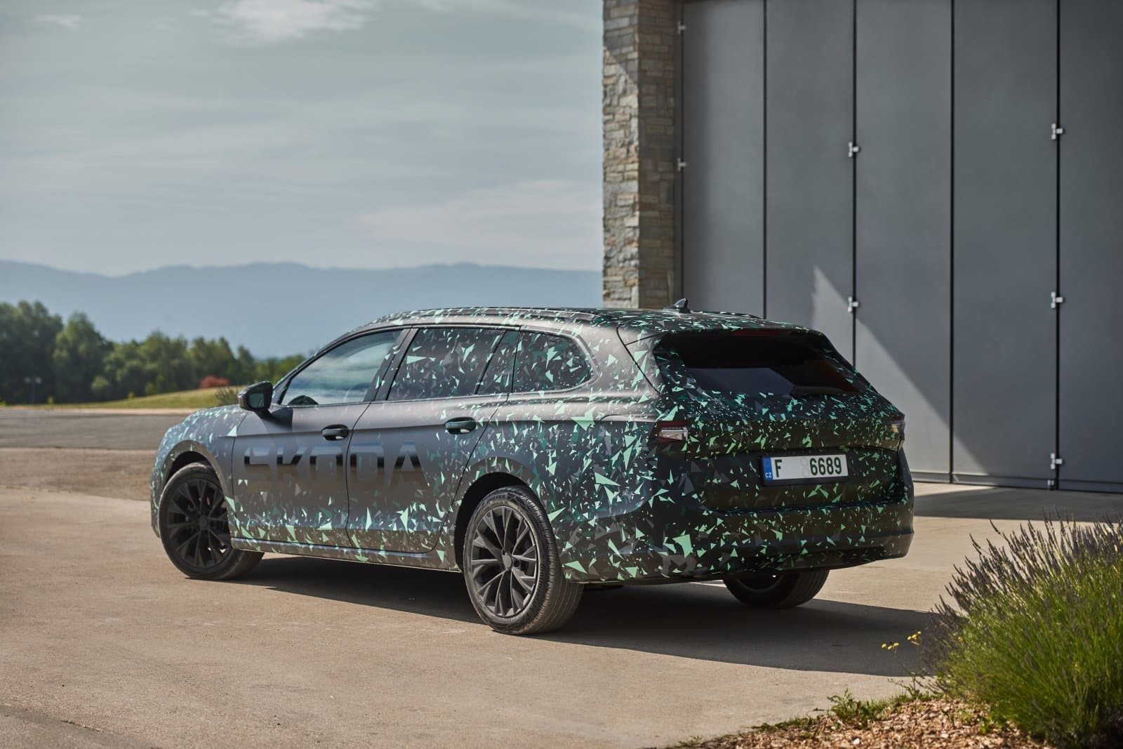 SKODA SUPERB 2024: NOVOS DETALHES E IMAGENS, foto 29