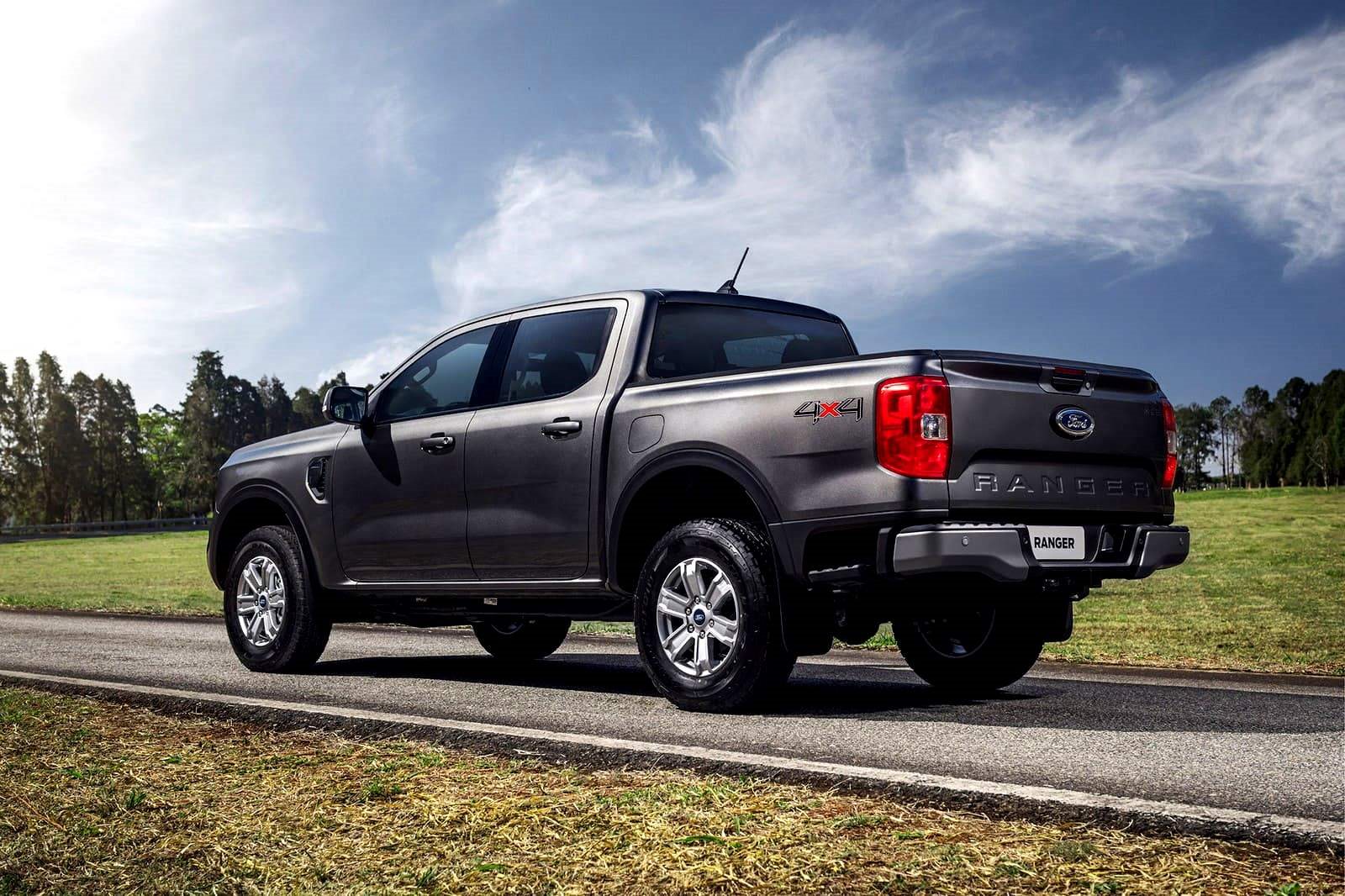 FORD PRO LANÇA AS VERSÕES XL E XLS DA NOVA RANGER COM MOTOR 2.0 E INÉDITA OPÇÃO V6, foto 6
