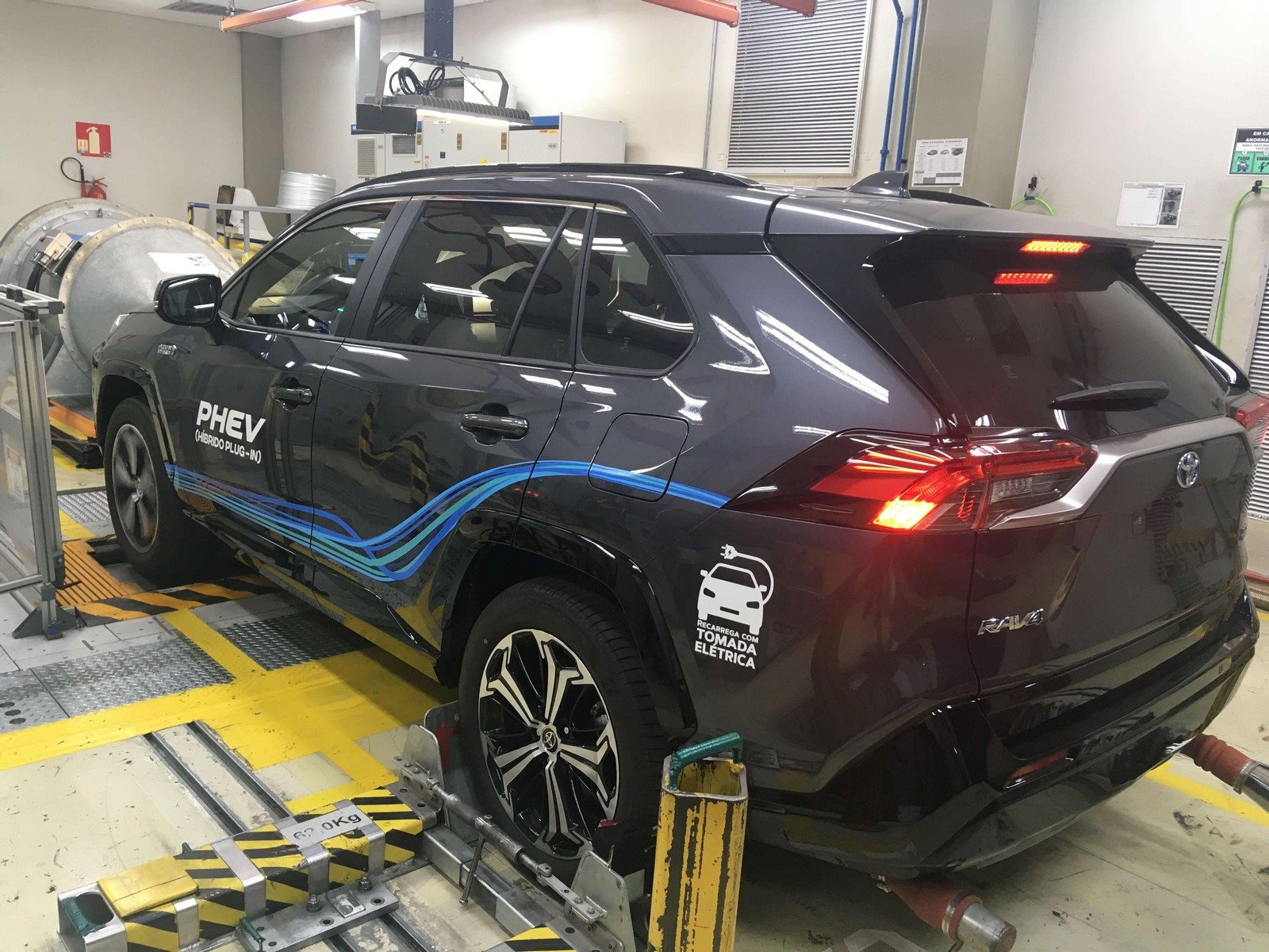 TOYOTA DO BRASIL INICIA TESTES DA TECNOLOGIA HÍBRIDA PLUG-IN FLEX PARA A PRODUÇÃO NO PAÍS, foto 1