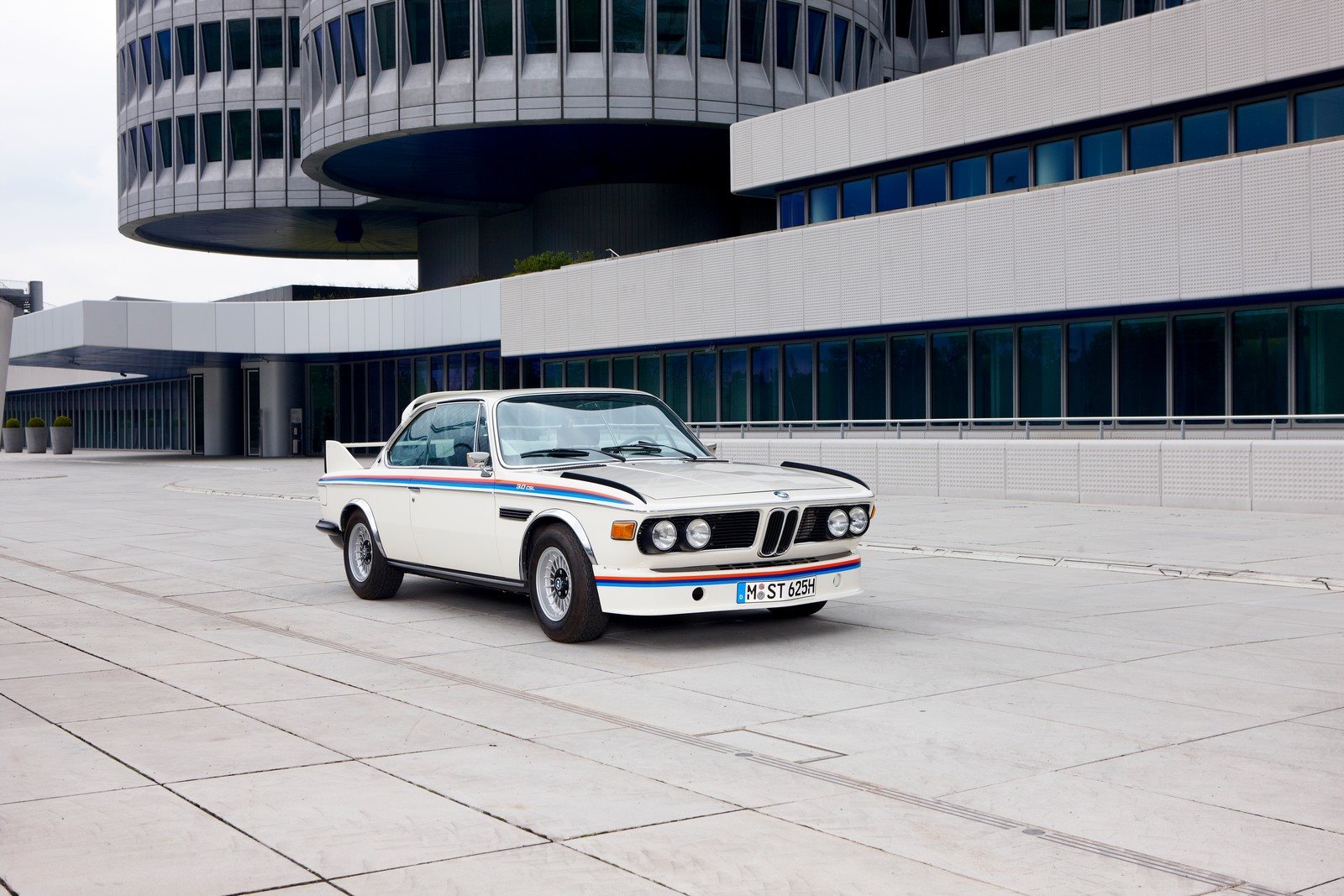 BMW 3.0 CSL: ENGENHARIA, AUTOMOBILISMO E ARTE JUNTOS EM UMA UNIÃO ATEMPORAL, foto 6