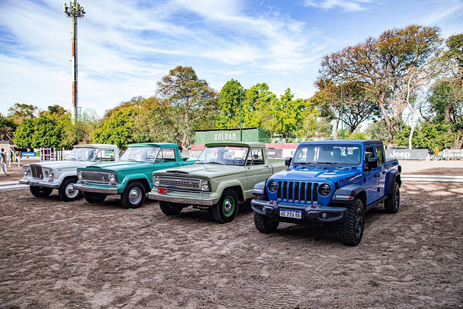 JEEP GLADIATOR: HÁ 60 ANOS COMEÇAVA SUA PRODUÇÃO NA ARGENTINA, foto 21