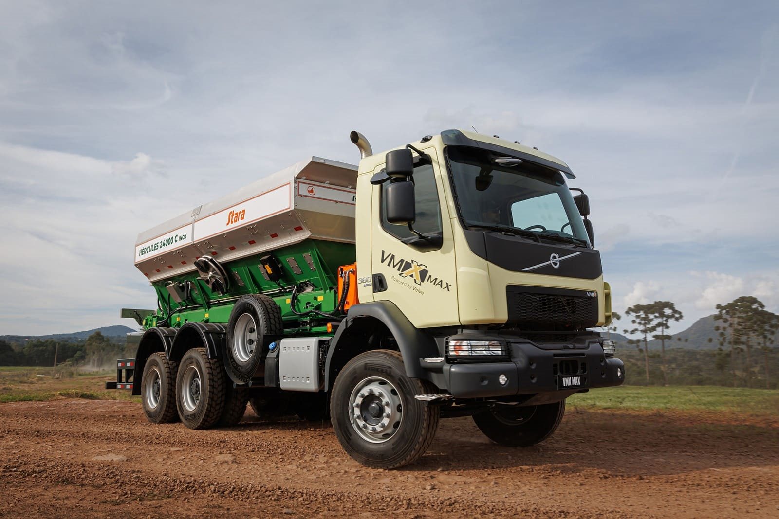 VOLVO VMX MAX AMPLIA O RENDIMENTO NA AGRICULTURA COM MELHOR DESEMPENHO QUE MÁQUINAS TRADICIONAIS, foto 1