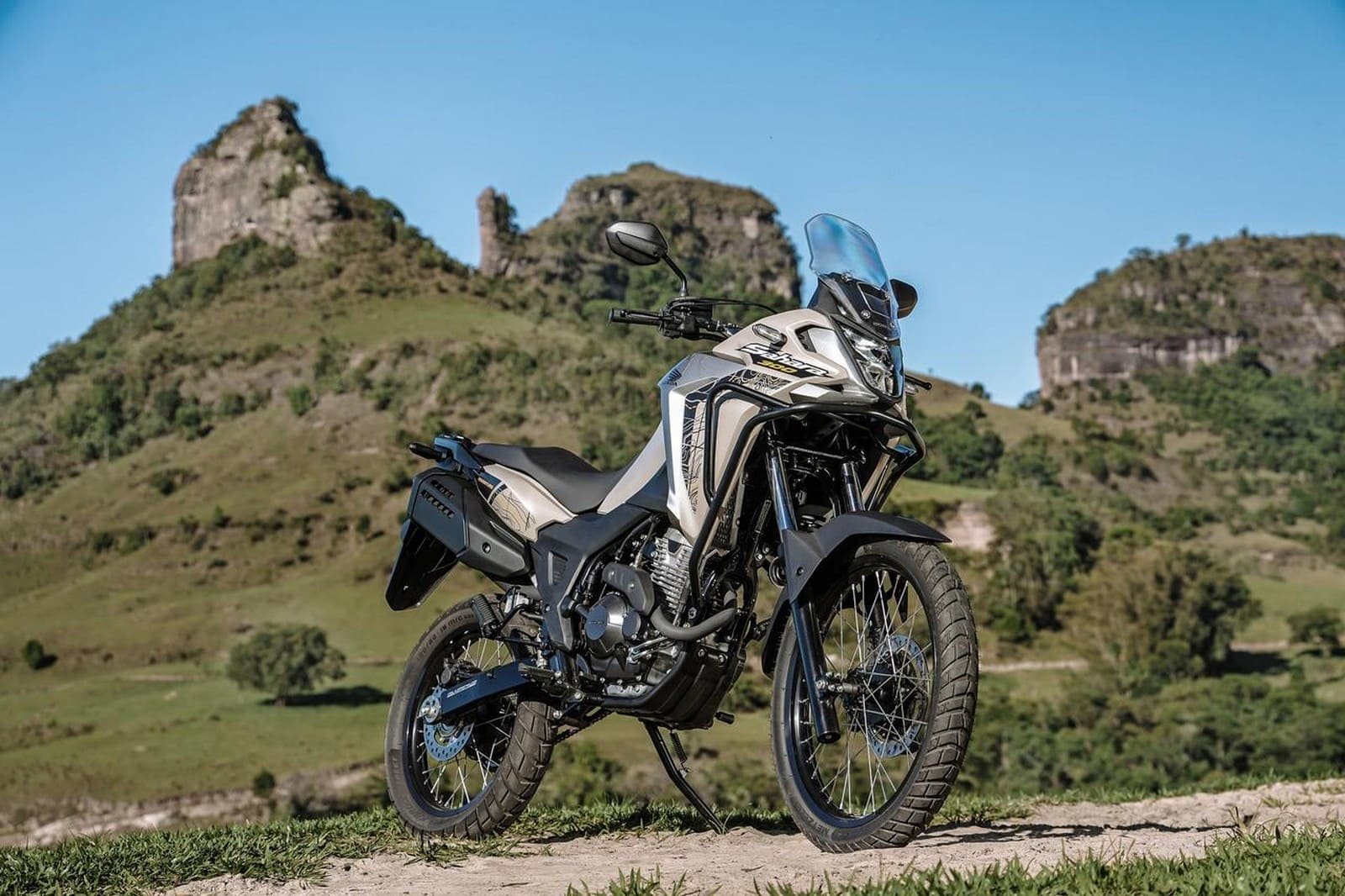 HONDA XRE 300 SAHARA 2024: DESIGN MODERNO COM ESTILO AVENTUREIRO EM UMA PROPOSTA TOTALMENTE INÉDITA AO SEGMENTO, foto 40