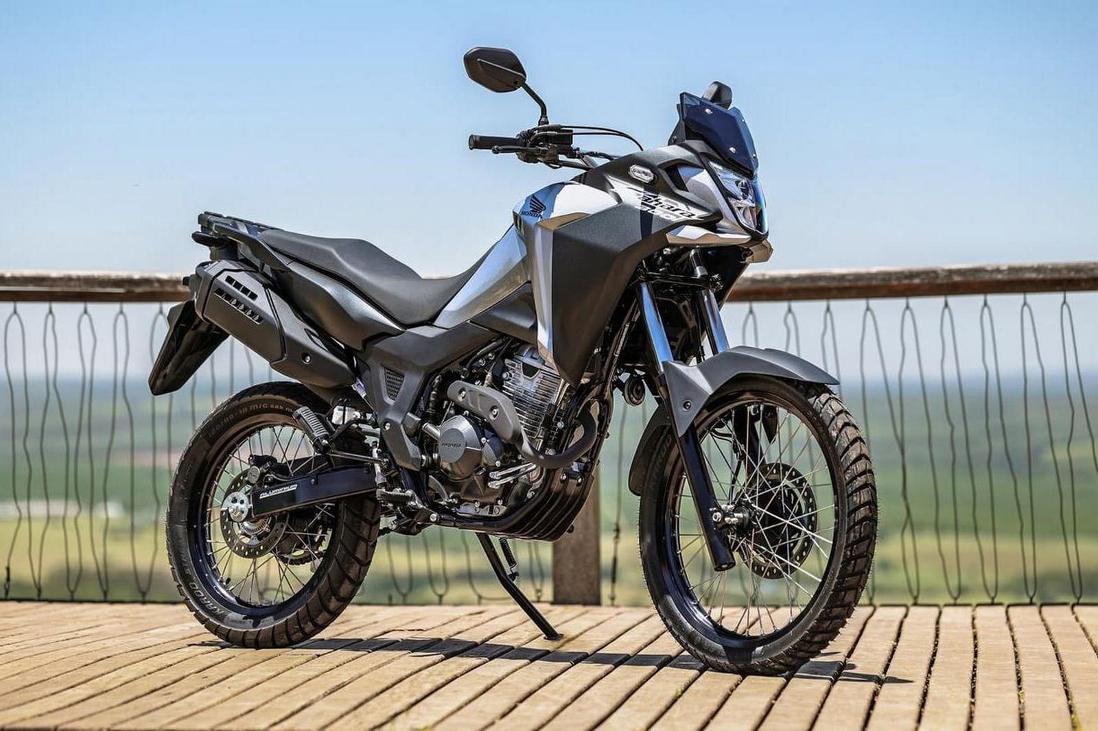 HONDA XRE 300 SAHARA 2024: DESIGN MODERNO COM ESTILO AVENTUREIRO EM UMA PROPOSTA TOTALMENTE INÉDITA AO SEGMENTO, foto 48