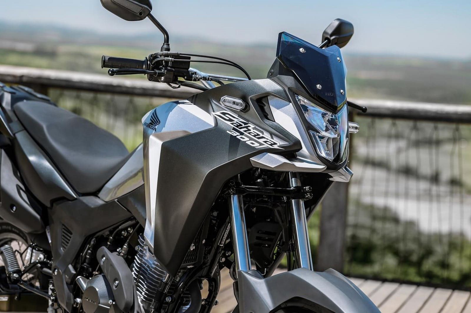HONDA XRE 300 SAHARA 2024: DESIGN MODERNO COM ESTILO AVENTUREIRO EM UMA PROPOSTA TOTALMENTE INÉDITA AO SEGMENTO, foto 53