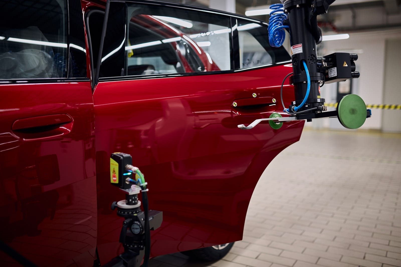 NOVO BMW X2 E SUA VERSÃO 100% ELÉTRICA iX2 COMEÇAM A SER PRODUZIDOS EM REGENSBURG E DESEMBARCAM NO BRASIL EM 2024, foto 6
