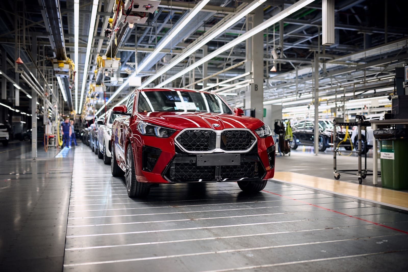 NOVO BMW X2 E SUA VERSÃO 100% ELÉTRICA iX2 COMEÇAM A SER PRODUZIDOS EM REGENSBURG E DESEMBARCAM NO BRASIL EM 2024, foto 17