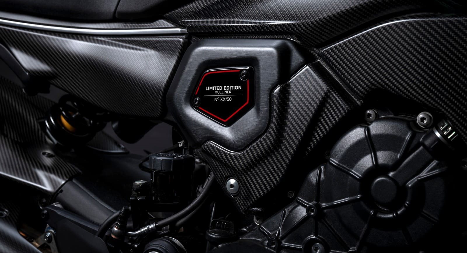 DUCATI DIAVEL RECEBE SÉRIE ESPECIAL EM PARCERIA COM A BENTLEY, foto 11