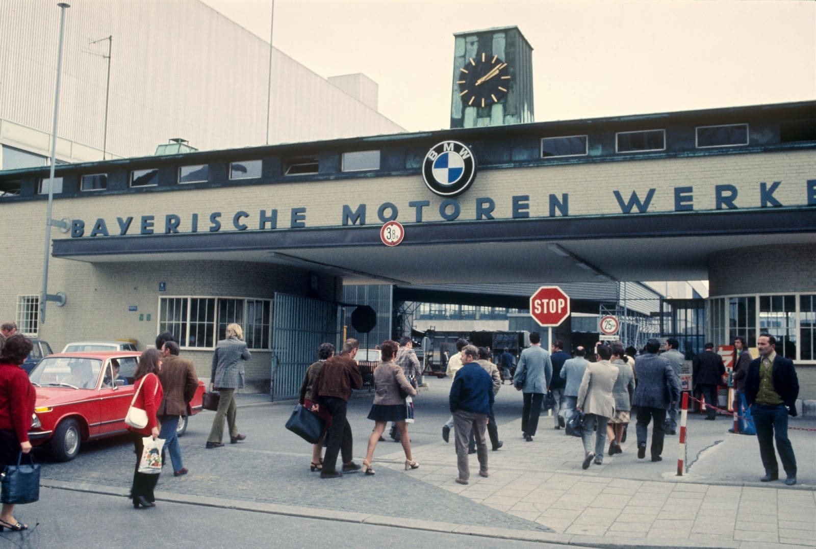 FÁBRICA DO BMW GROUP EM MUNICH PRODUZIRÁ EXCLUSIVAMENTE MODELOS 100% ELÉTRICOS A PARTIR DO FINAL DE 2027, foto 4