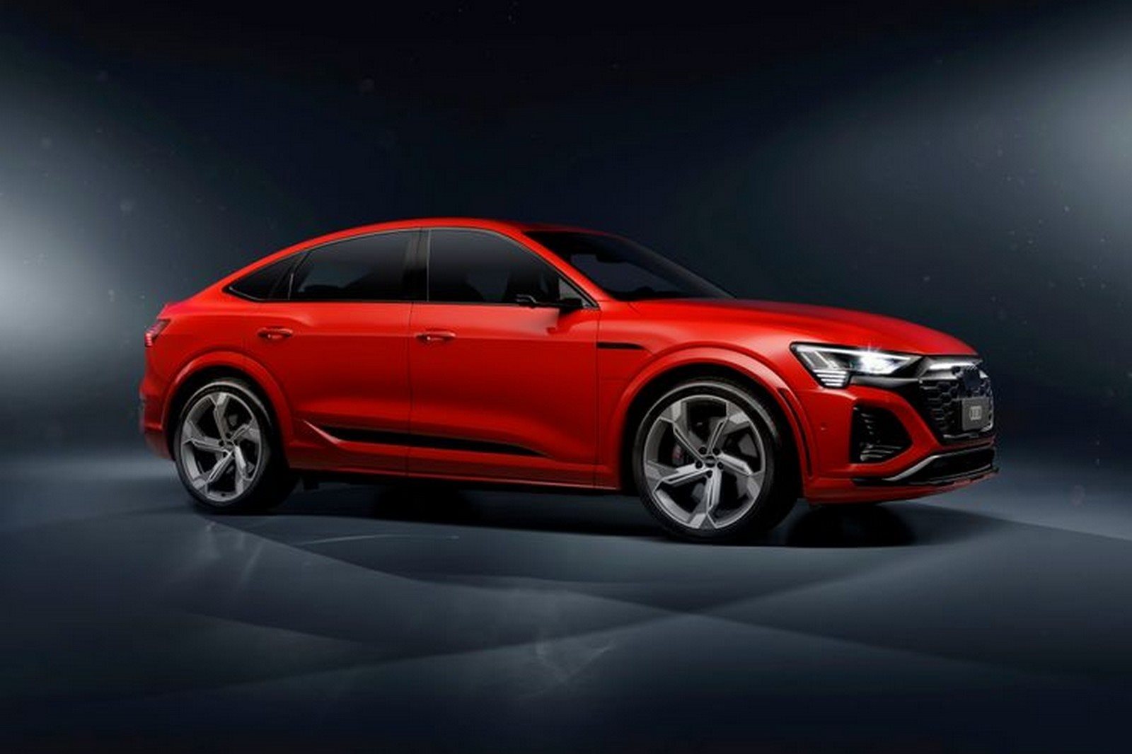 AUDI LANÇA INÉDITO SQ8 SPORTBACK E-TRON NO BRASIL, foto 4