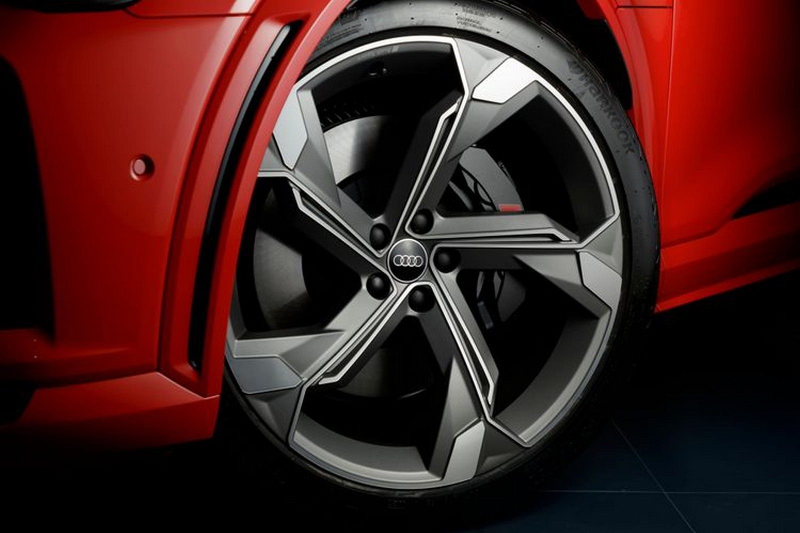 AUDI LANÇA INÉDITO SQ8 SPORTBACK E-TRON NO BRASIL, foto 7