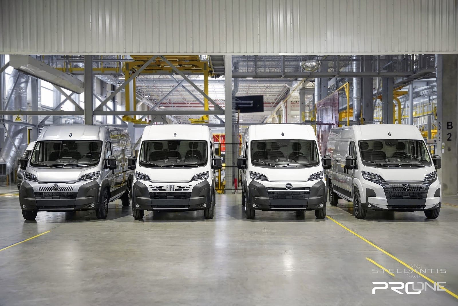 STELLANTIS PRO ONE REFORÇA A OFERTA EXISTENTE DE CÉLULAS DE COMBUSTÍVEL DE HIDROGÊNIO COM PRODUÇÃO INTERNA DE VANS DE MÉDIO E GRANDE PORTE COMEÇANDO NA EUROPA, foto 1