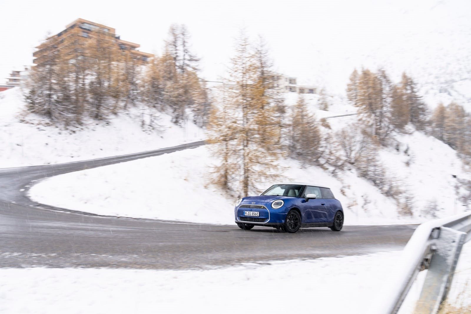 NOVO MINI COOPER SE: CONDUÇÃO DIVERTIDA EM TODO TIPO DE CLIMAS, foto 2