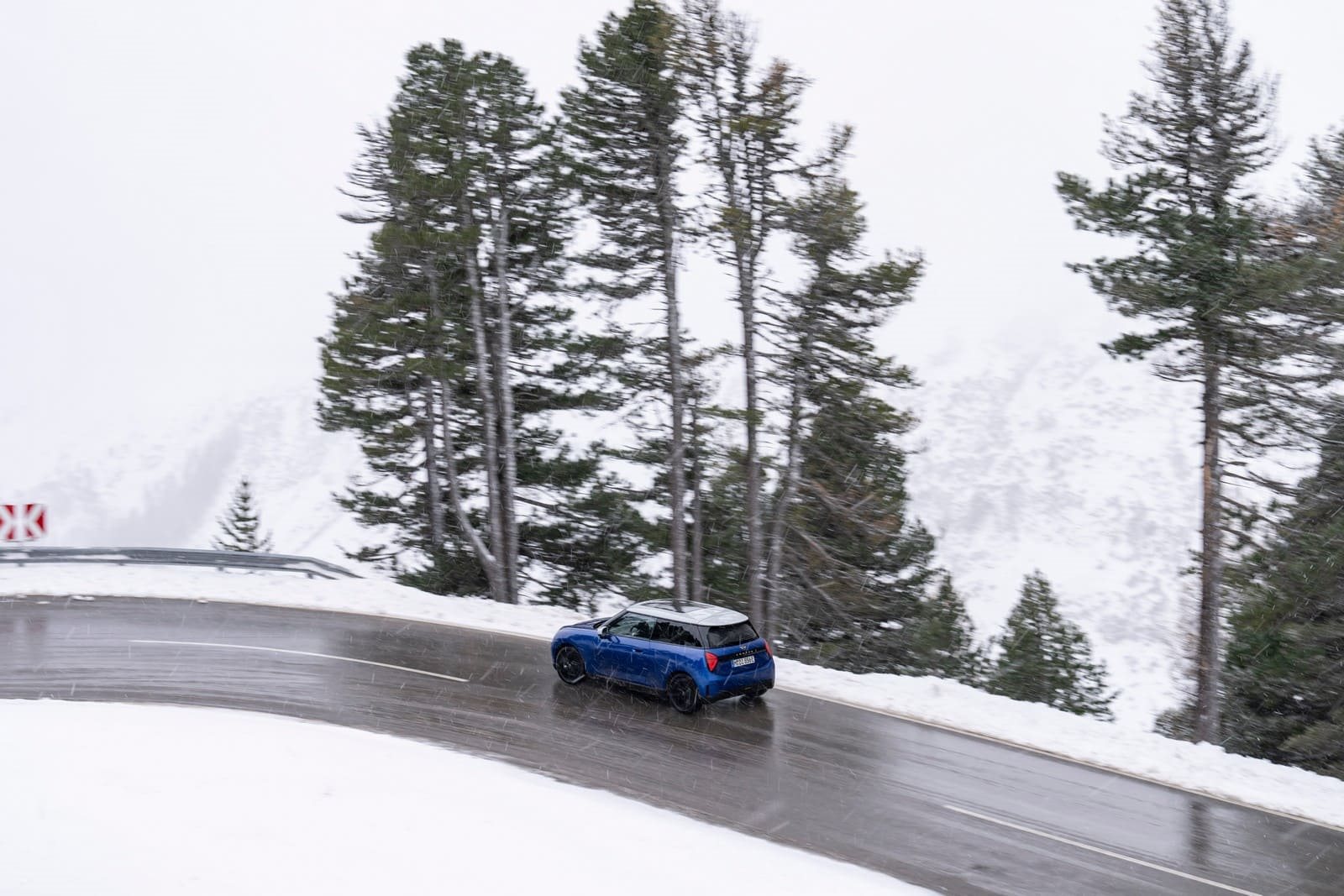 NOVO MINI COOPER SE: CONDUÇÃO DIVERTIDA EM TODO TIPO DE CLIMAS, foto 8