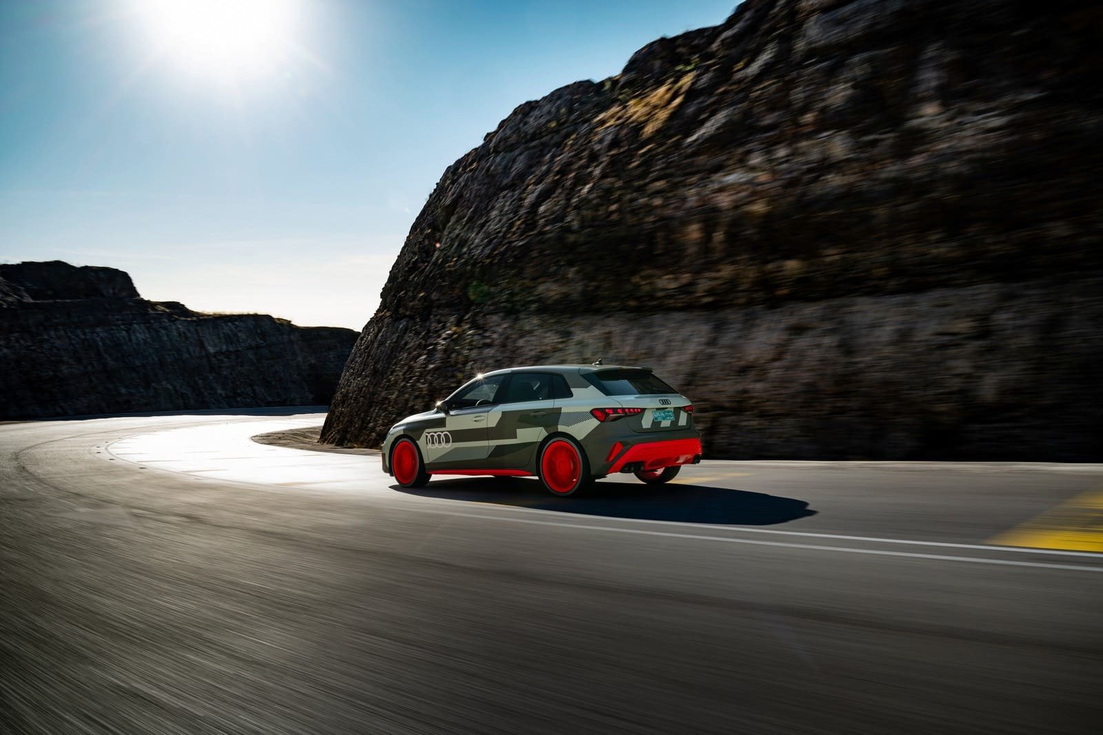 UMA NOVA DIMENSÃO: O AUDI S3 PROTOTYPE OFERECE UM AVANÇO DA ATUALIZAÇÃO DO MODELO, foto 12