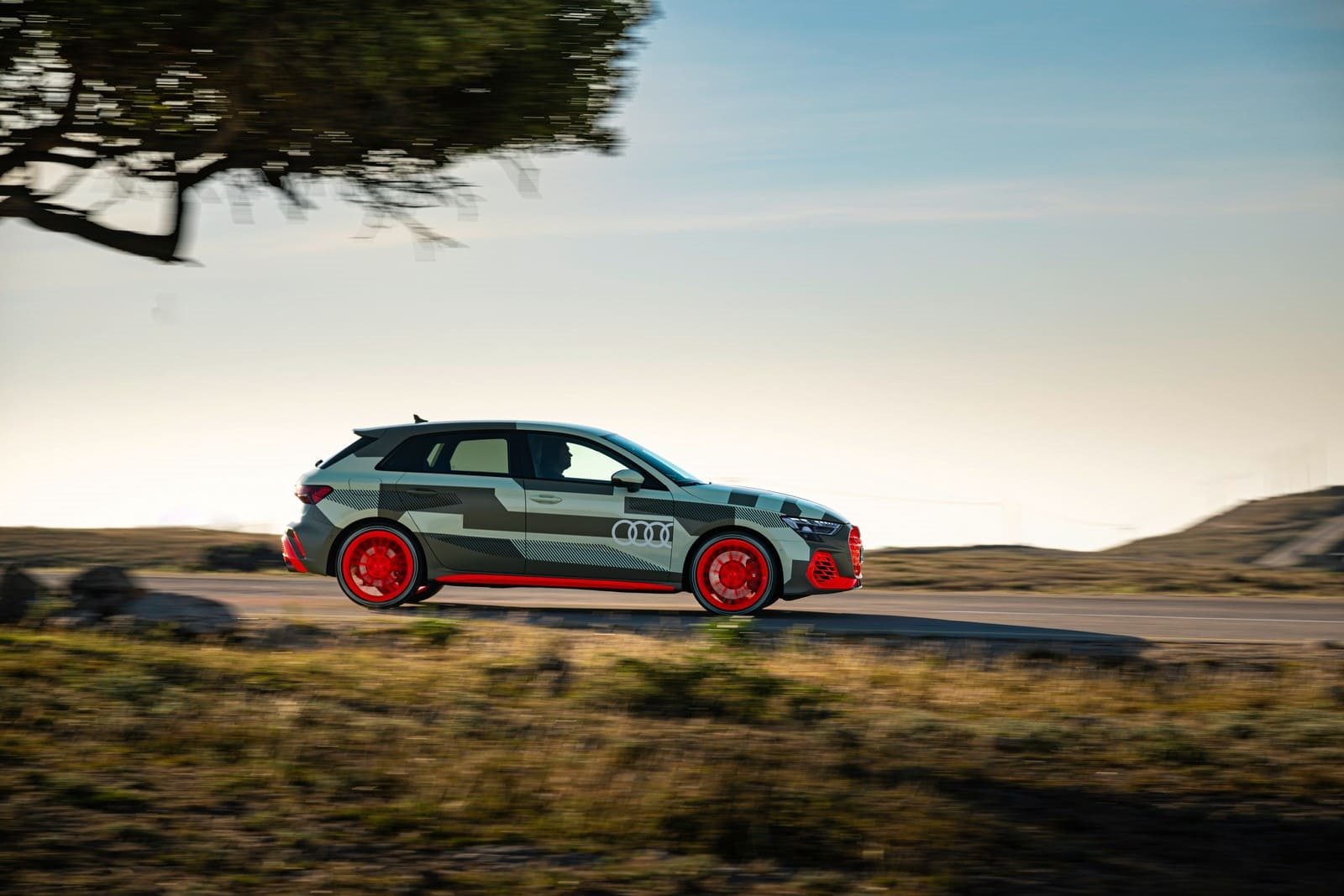 UMA NOVA DIMENSÃO: O AUDI S3 PROTOTYPE OFERECE UM AVANÇO DA ATUALIZAÇÃO DO MODELO, foto 13