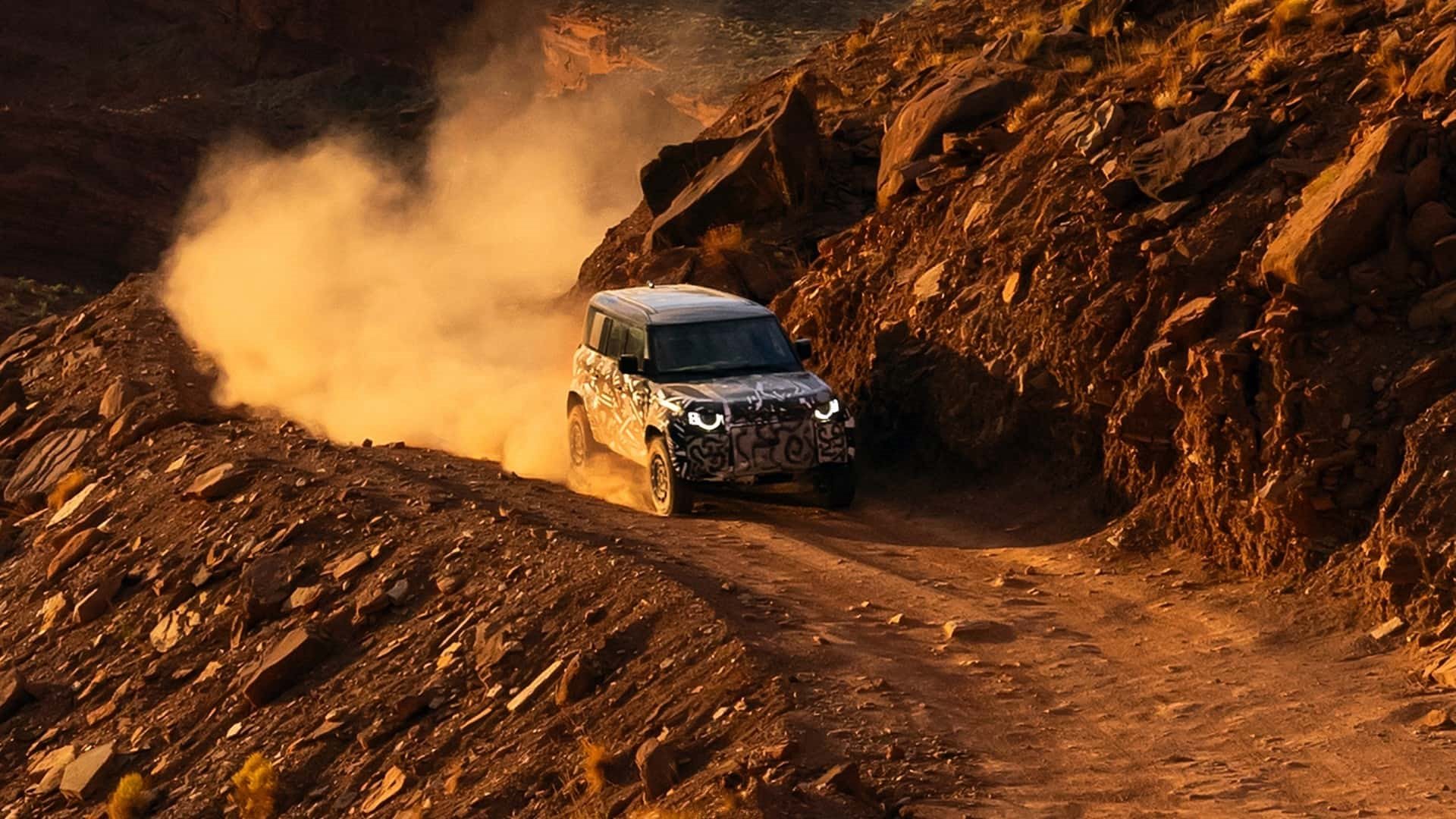 VEM AÍ O LAND ROVER DEFENDER MAIS POTENTE DA HISTÓRIA, foto 1