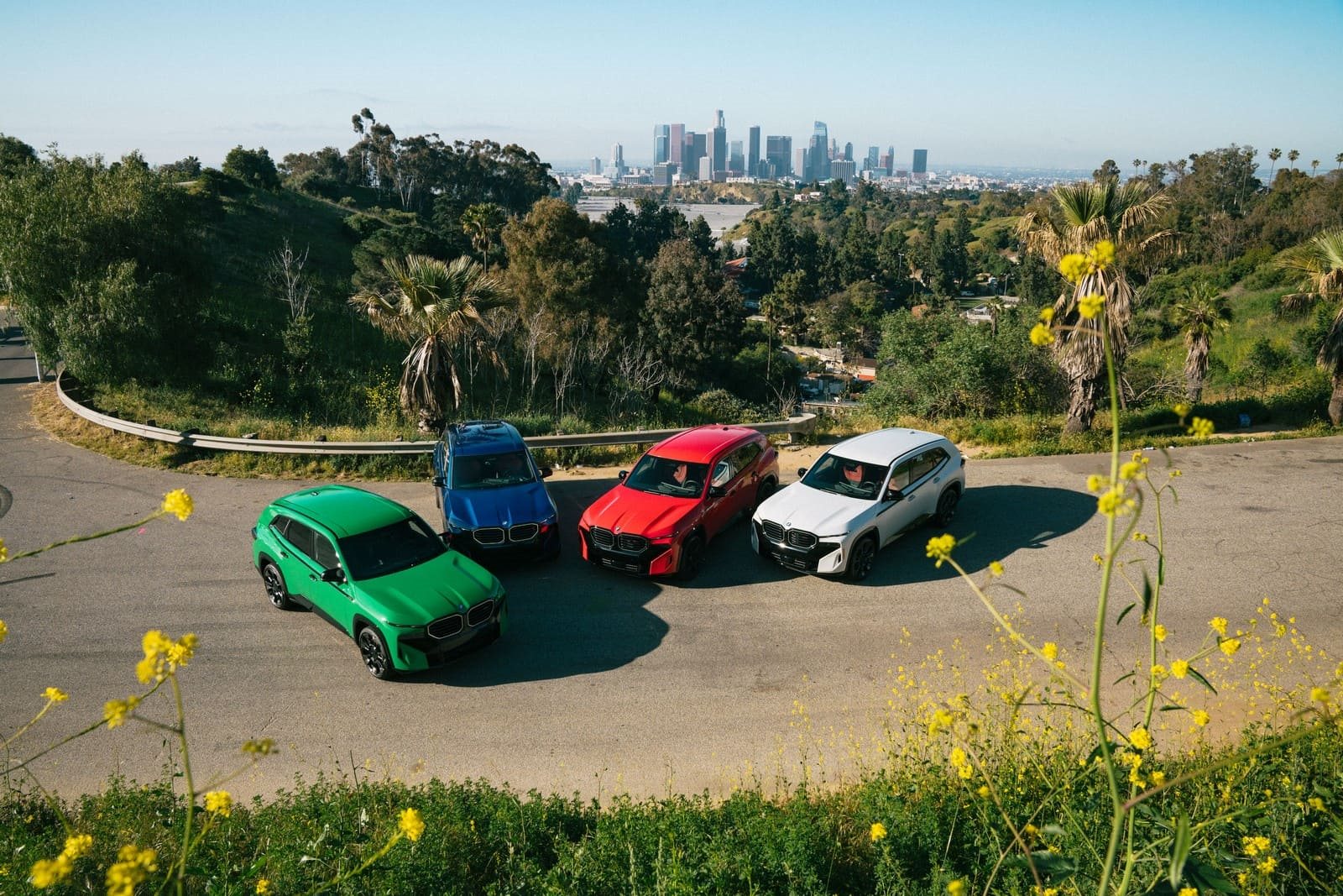 BMW XM APRESENTADO COM PINTURA EXCLUSIVA NO COACHELLA 2024, foto 1