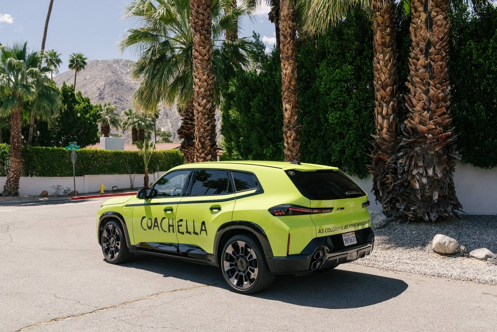 BMW XM APRESENTADO COM PINTURA EXCLUSIVA NO COACHELLA 2024, foto 9