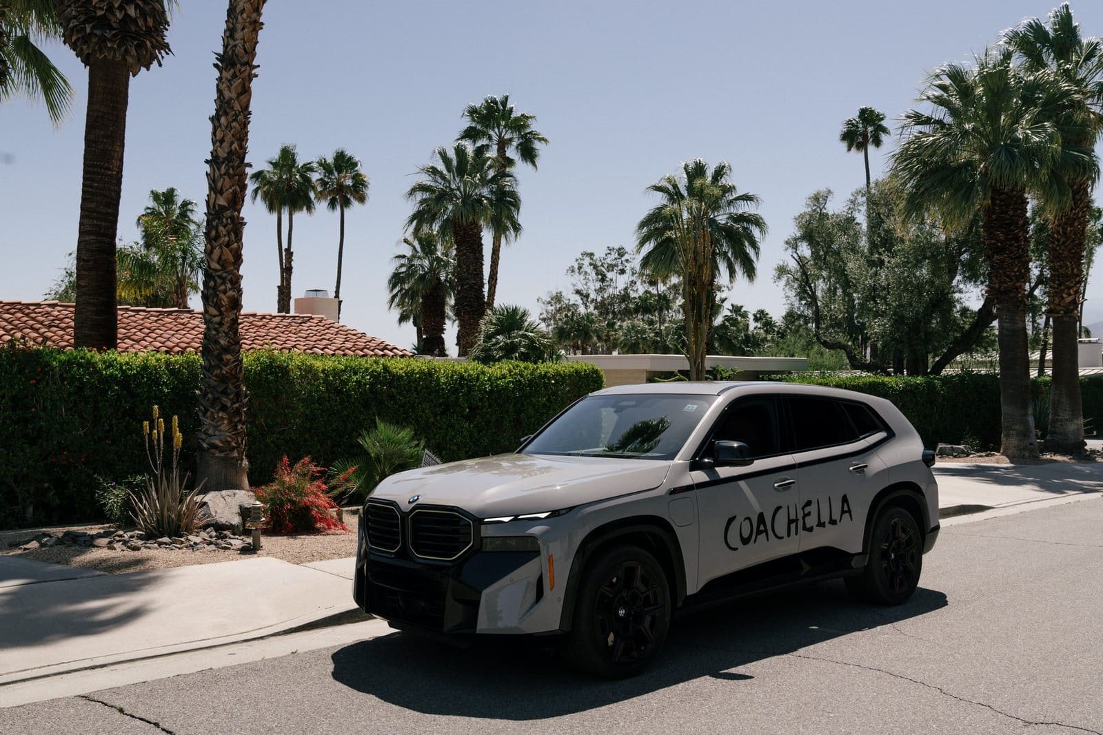 BMW XM APRESENTADO COM PINTURA EXCLUSIVA NO COACHELLA 2024, foto 12